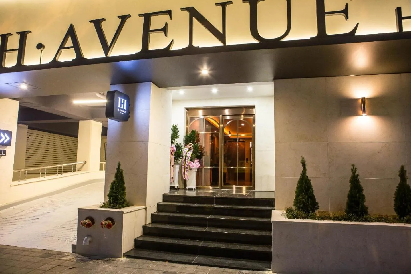 Facade/entrance in H Avenue Hwamyeong