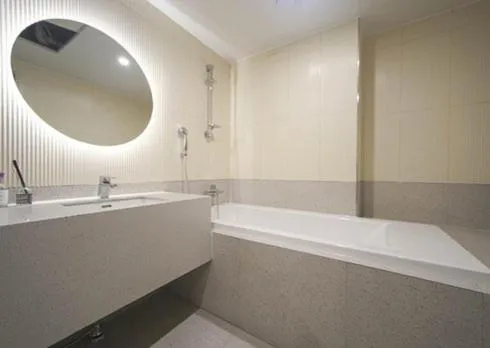 Bathroom in H Avenue Hwamyeong