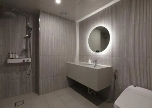 Shower in H Avenue Hwamyeong