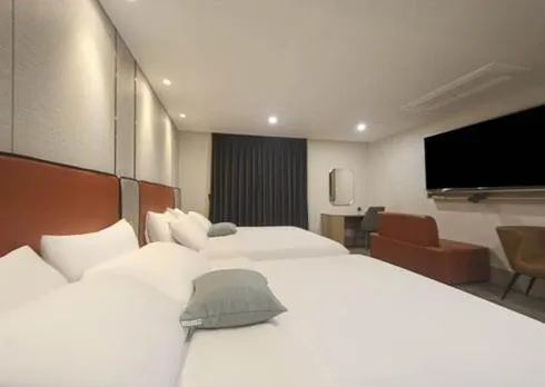 Bed in H Avenue Hwamyeong