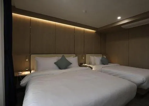 Bed in H Avenue Hwamyeong