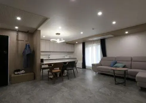 Suite with Terrace in H Avenue Hwamyeong Suite with Terrace in H Avenue Hwamyeong