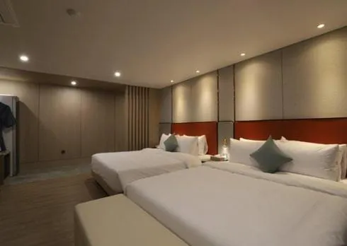 Bed in H Avenue Hwamyeong
