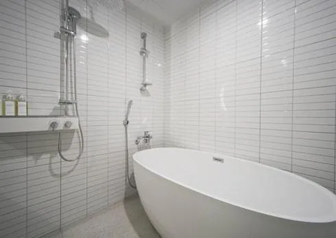 Shower in H Avenue Hwamyeong