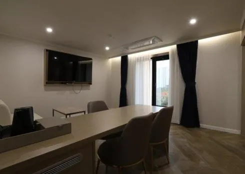 Communal lounge/ TV room in H Avenue Hwamyeong