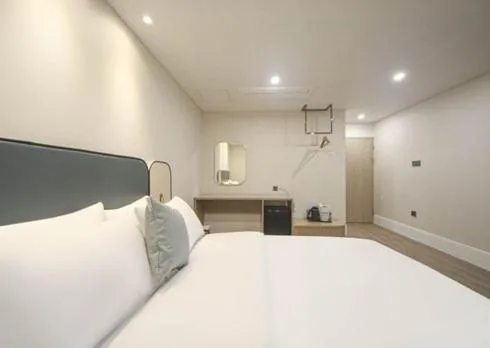 Bed in H Avenue Hwamyeong