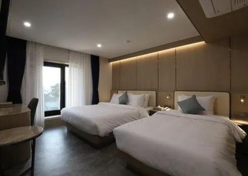 Bed in H Avenue Hwamyeong