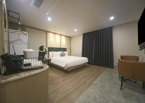 Bed in H Avenue Hwamyeong
