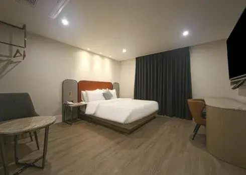 Deluxe Double Room with Bath in H Avenue Hwamyeong Deluxe Double Room with Bath in H Avenue Hwamyeong