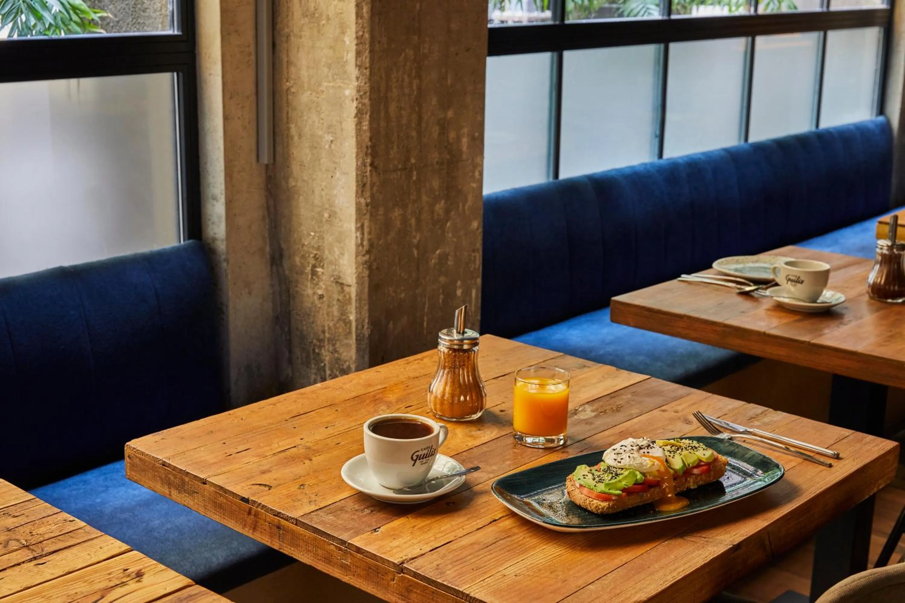 Restaurant/places to eat in Hotel Indigo Madrid - Princesa by IHG