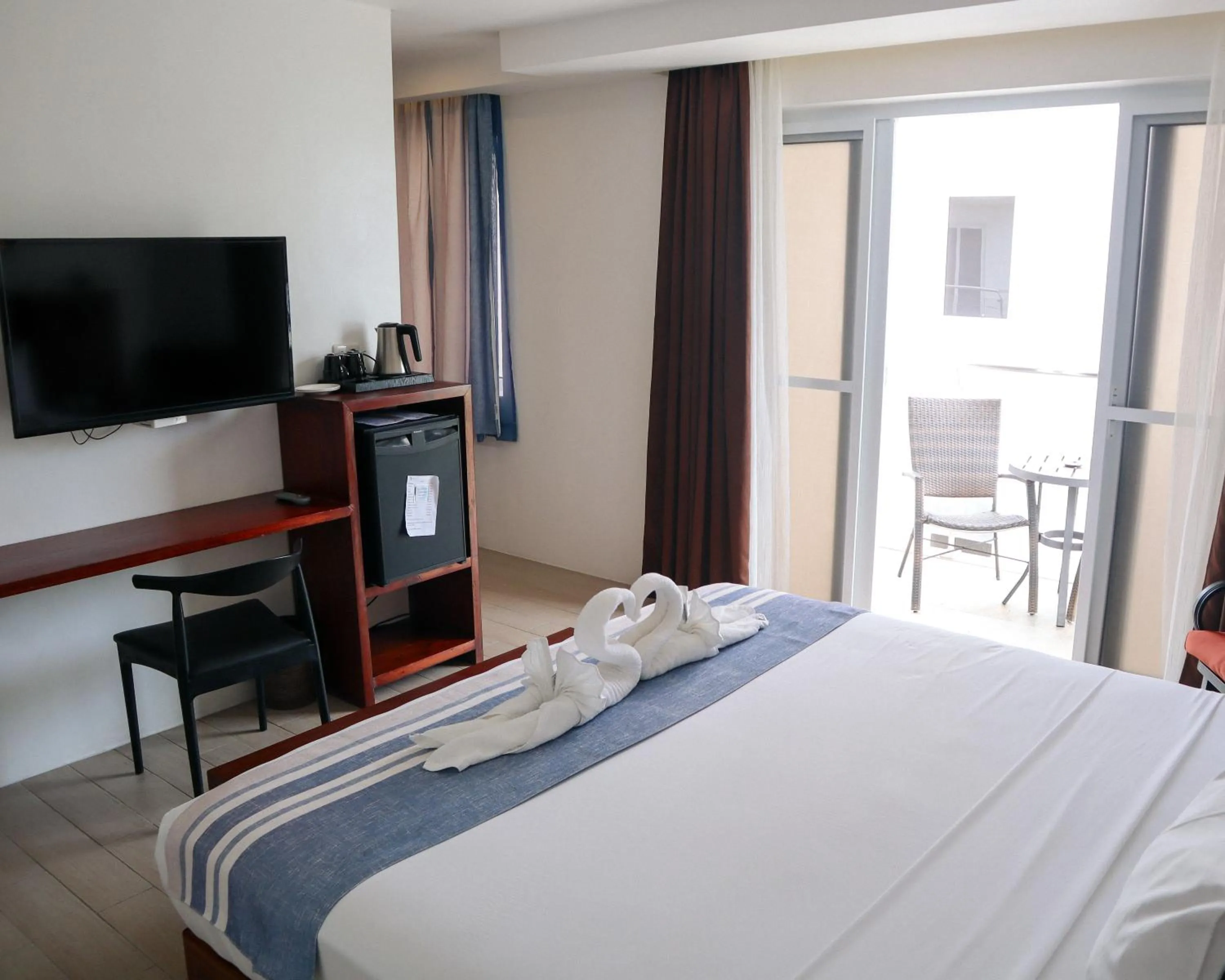 Bedroom, Bed in Aira Boracay Hotel