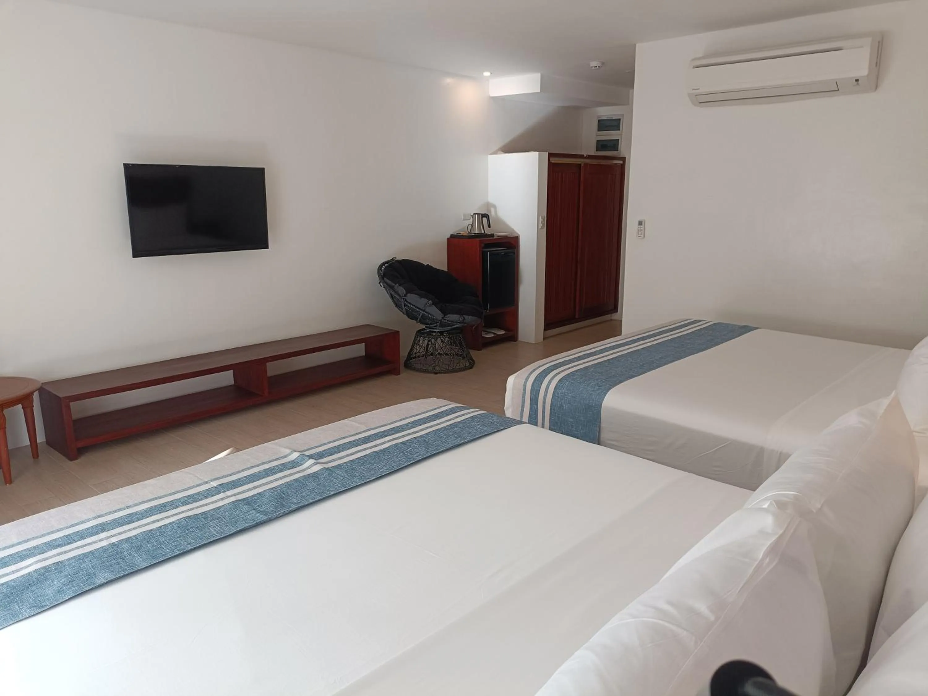 Bedroom, Bed in Aira Boracay Hotel