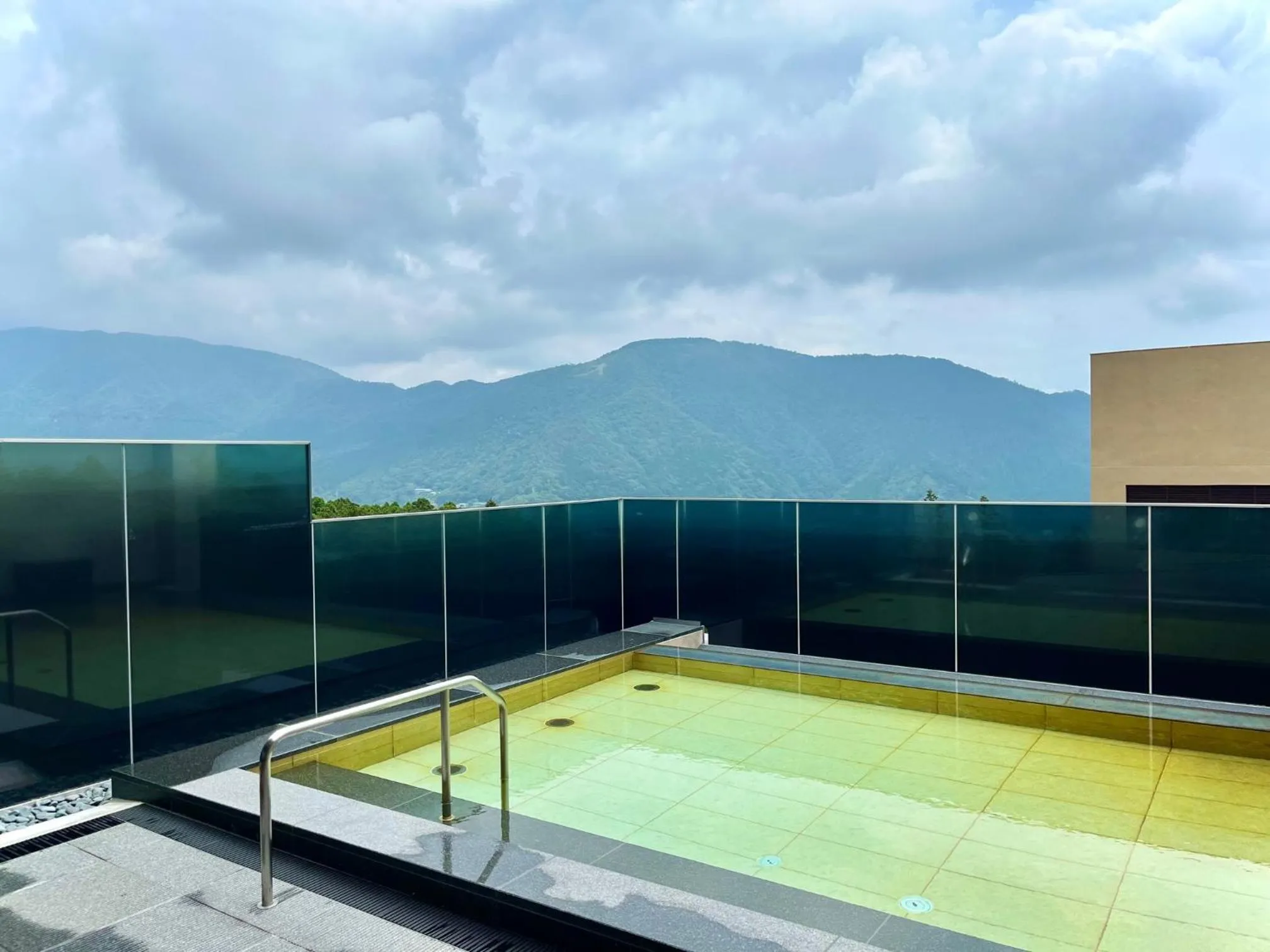 Hot Spring Bath in Hakone Kowakien Hotel