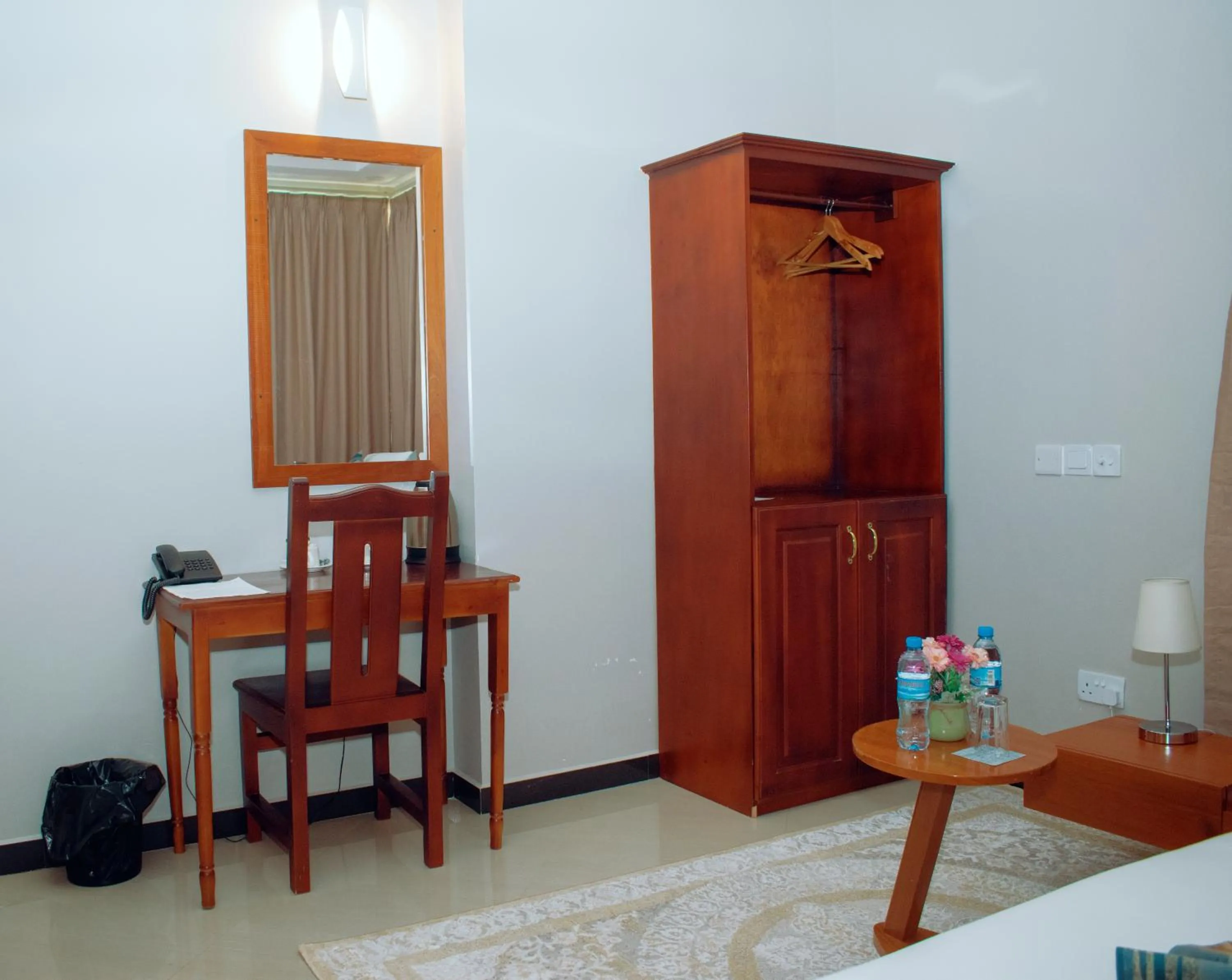 hair dresser in Inoga Luxury Hotel