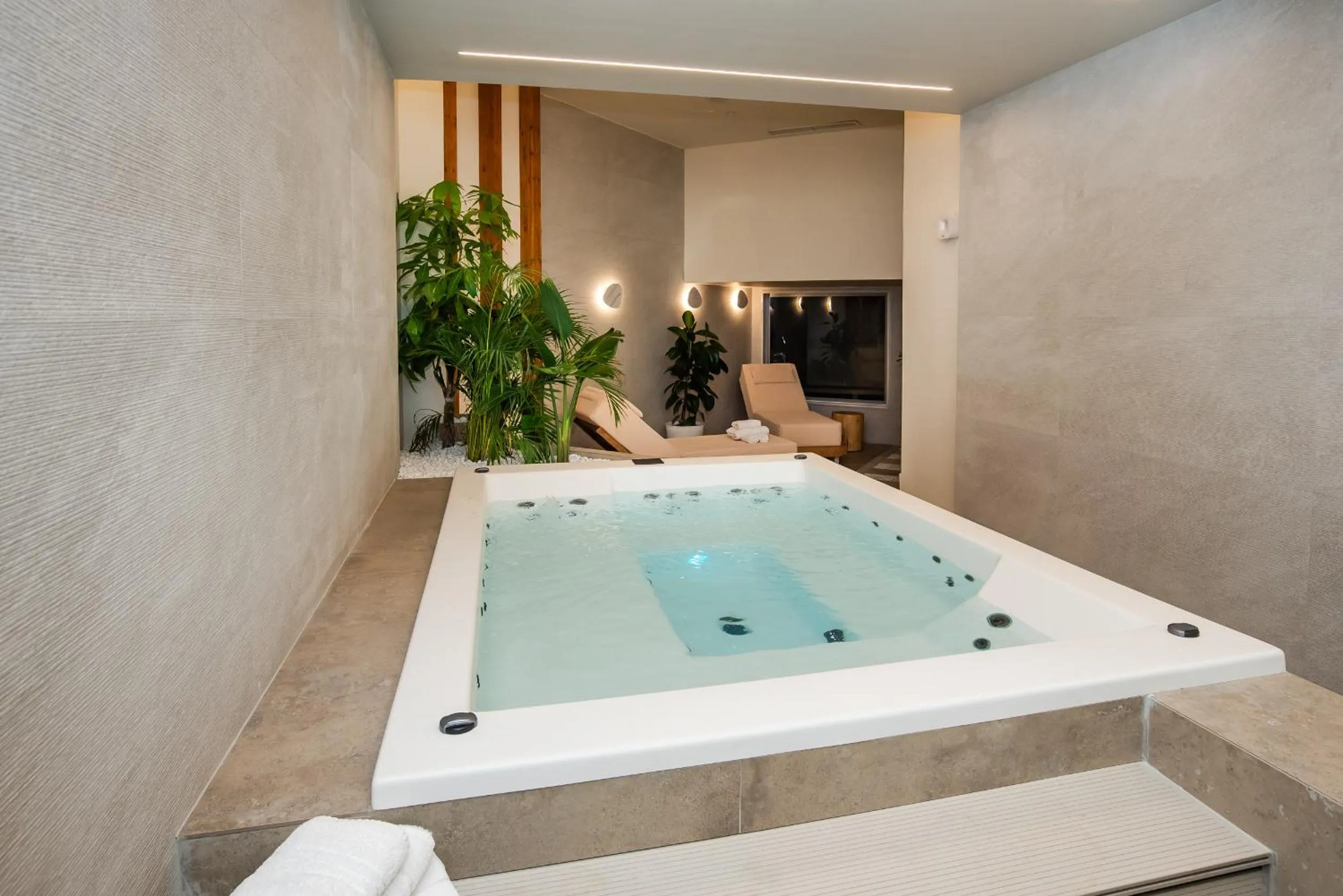 Spa and wellness centre/facilities in White Corner