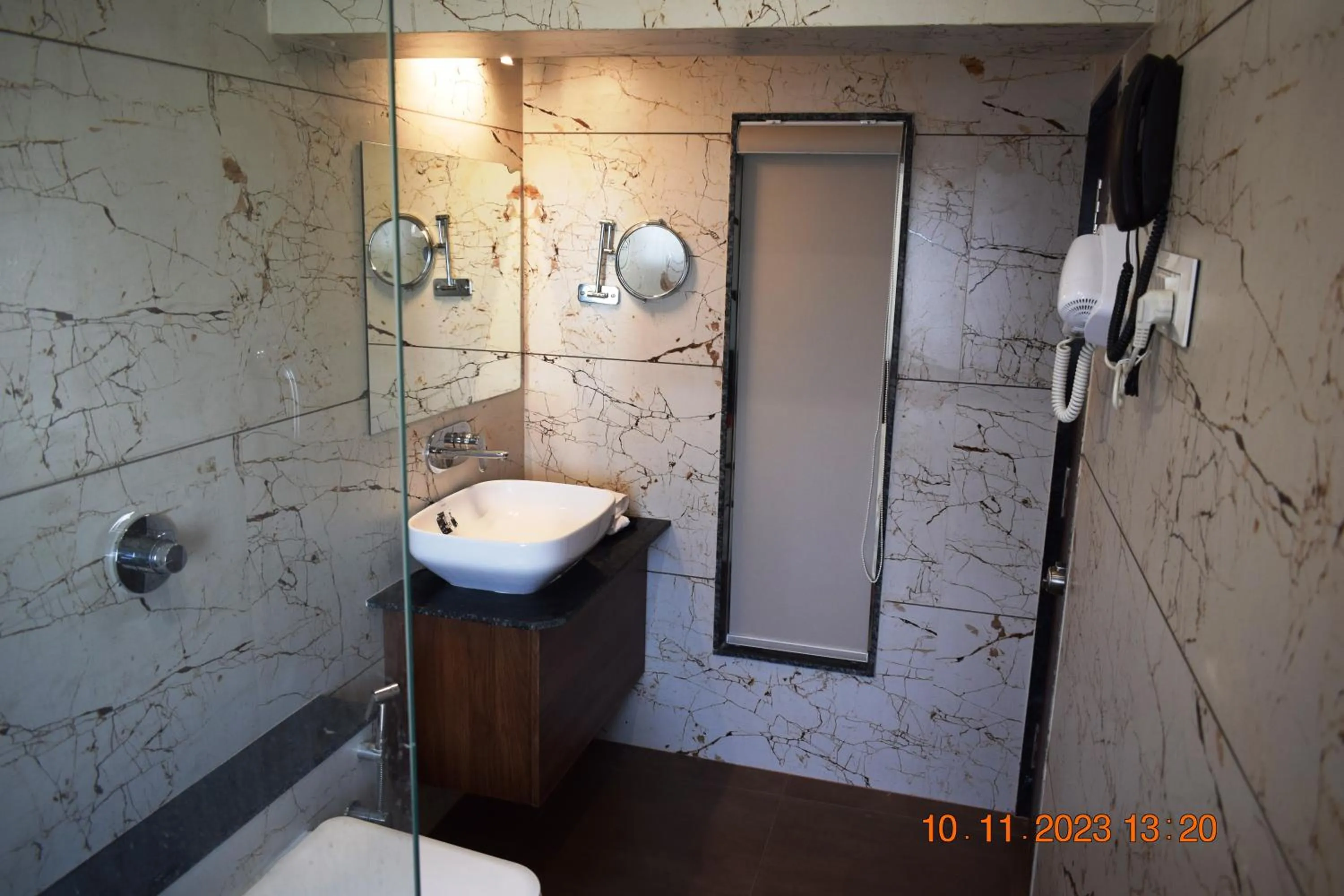 Bathroom in LEELA BIZOTEL