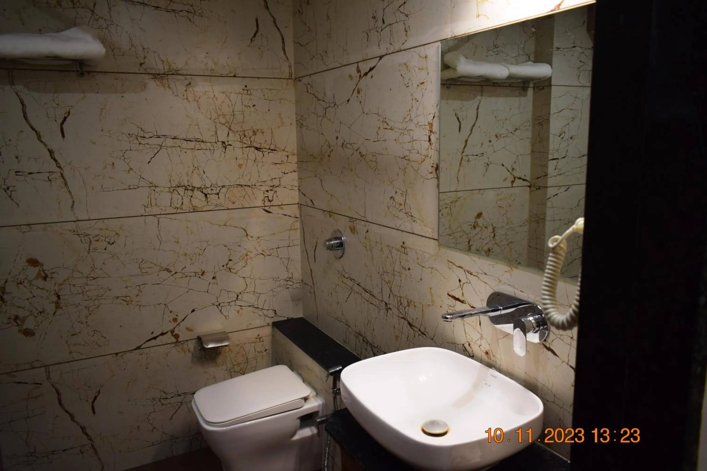 Bathroom in LEELA BIZOTEL