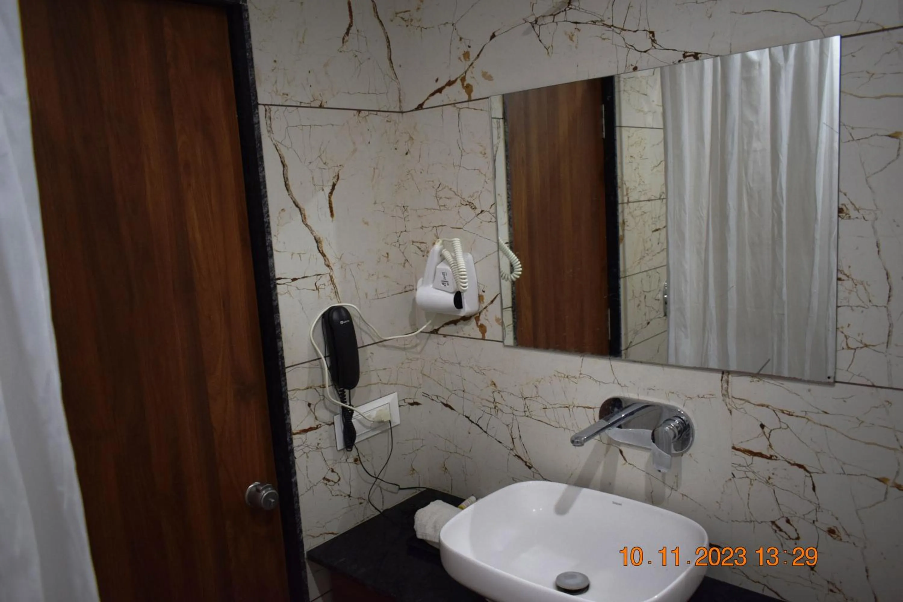 Bathroom in LEELA BIZOTEL