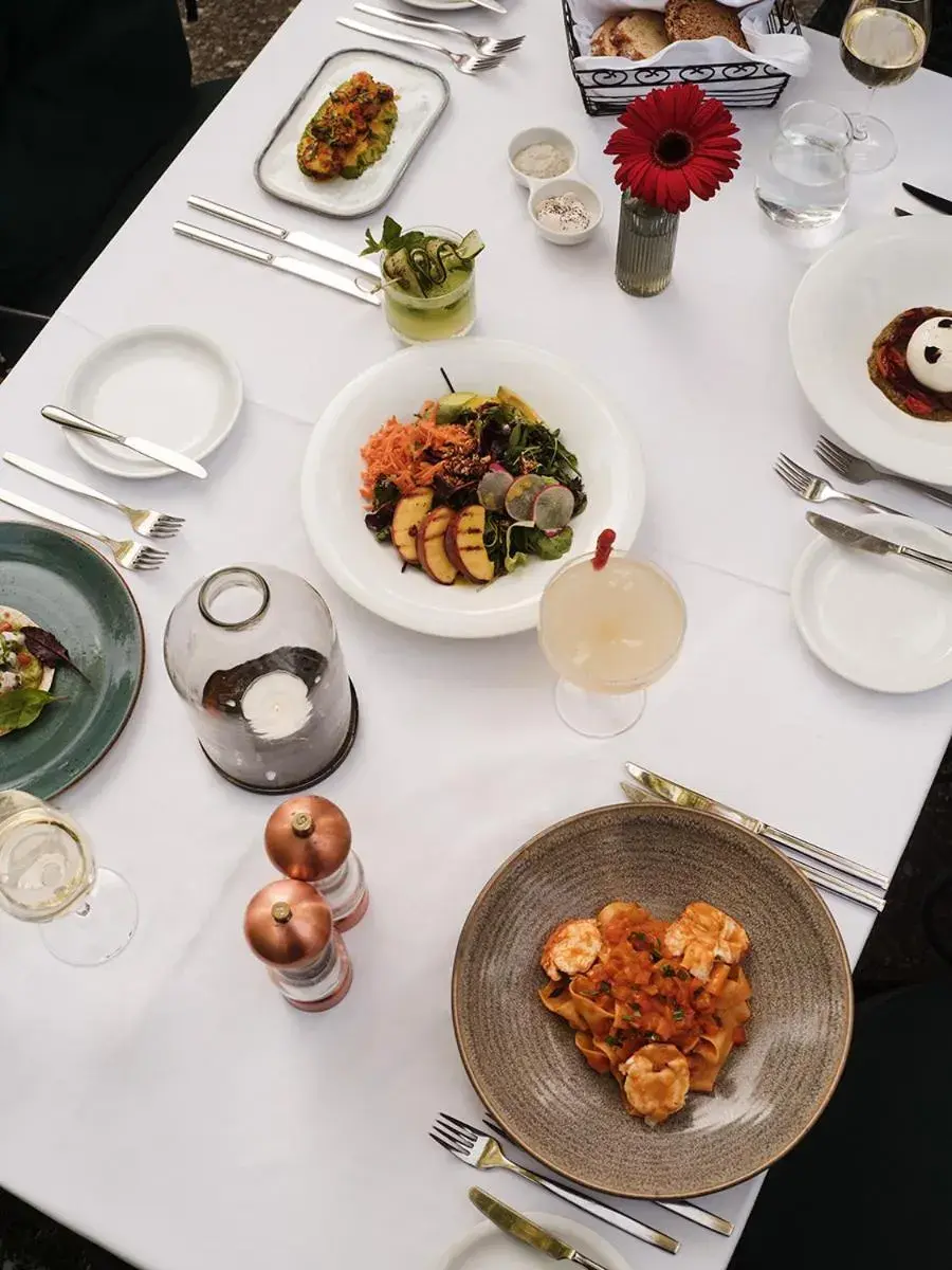 Food and drinks in The Twentyone Food and drinks in The Twentyone