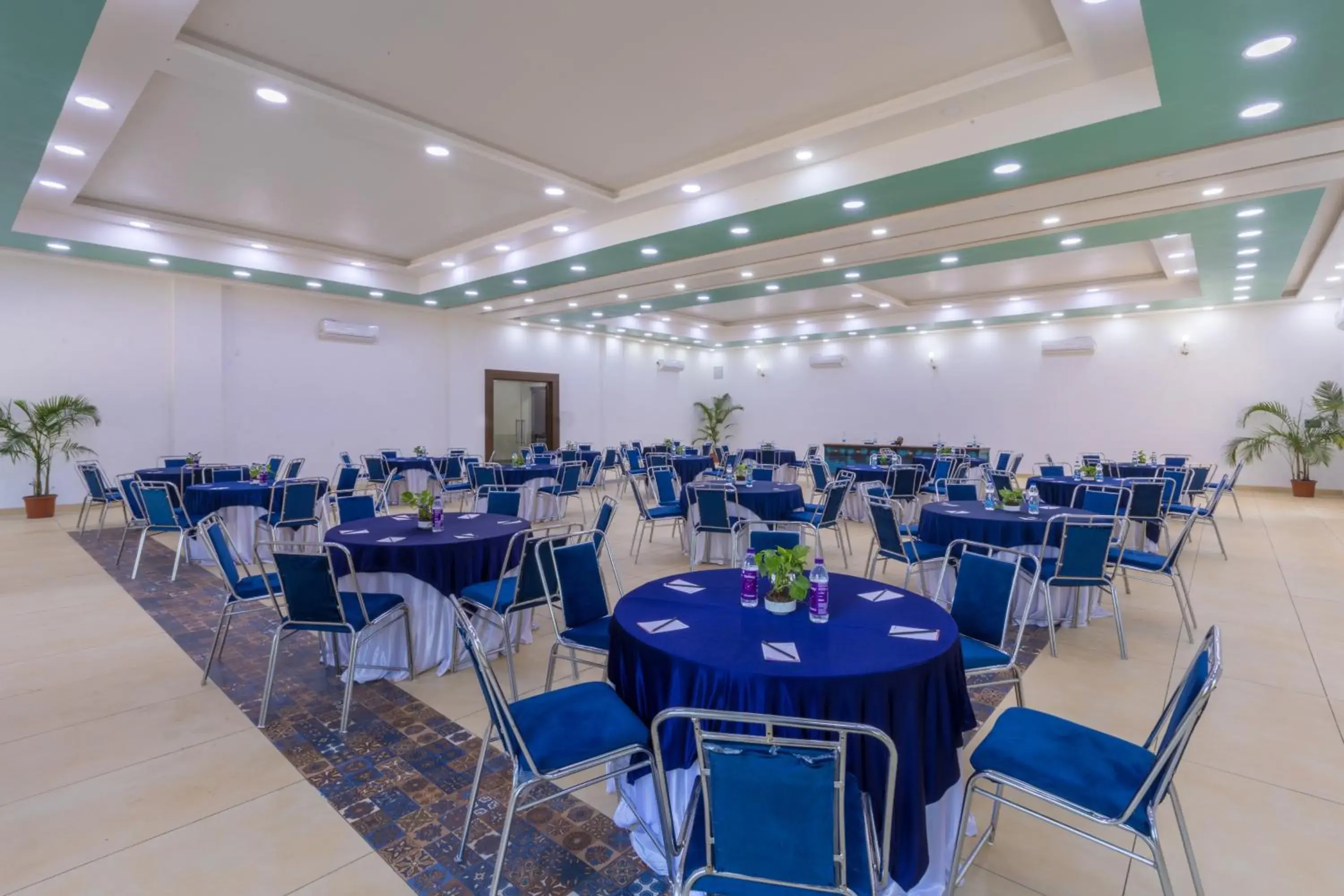 Meeting/conference room in Sterling Padam Pench Meeting/conference room in Sterling Padam Pench