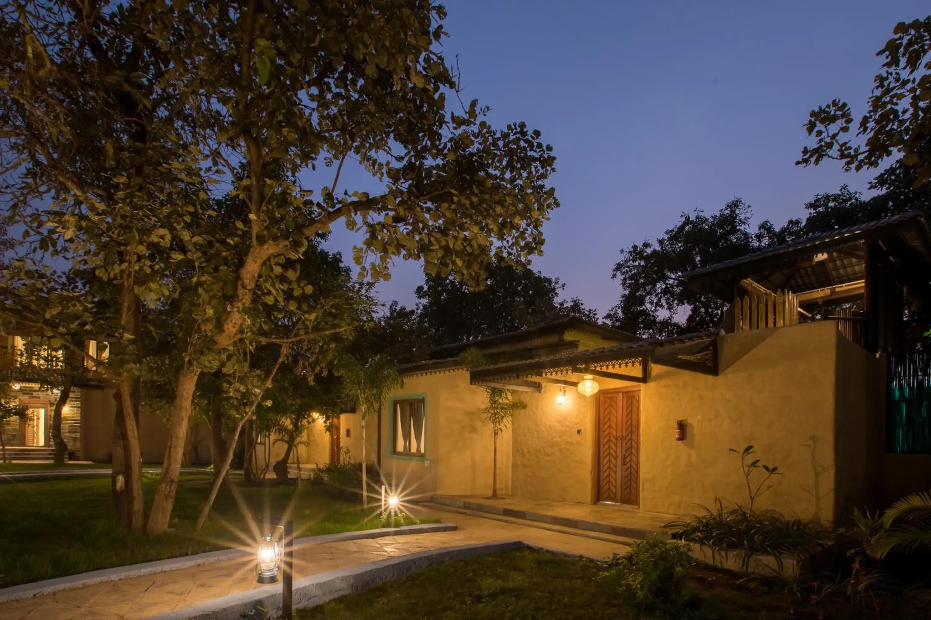 Night in Sterling Padam Pench Night in Sterling Padam Pench