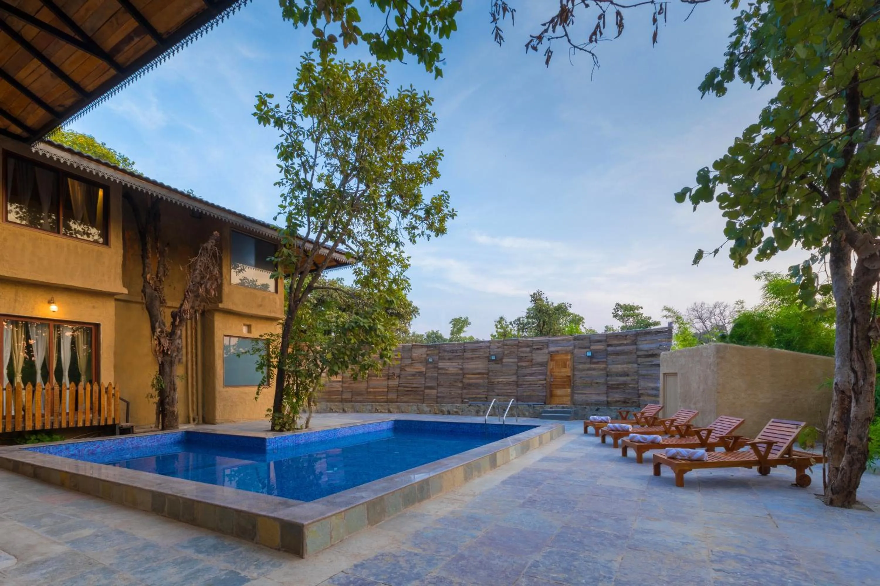 Pool view in Sterling Padam Pench