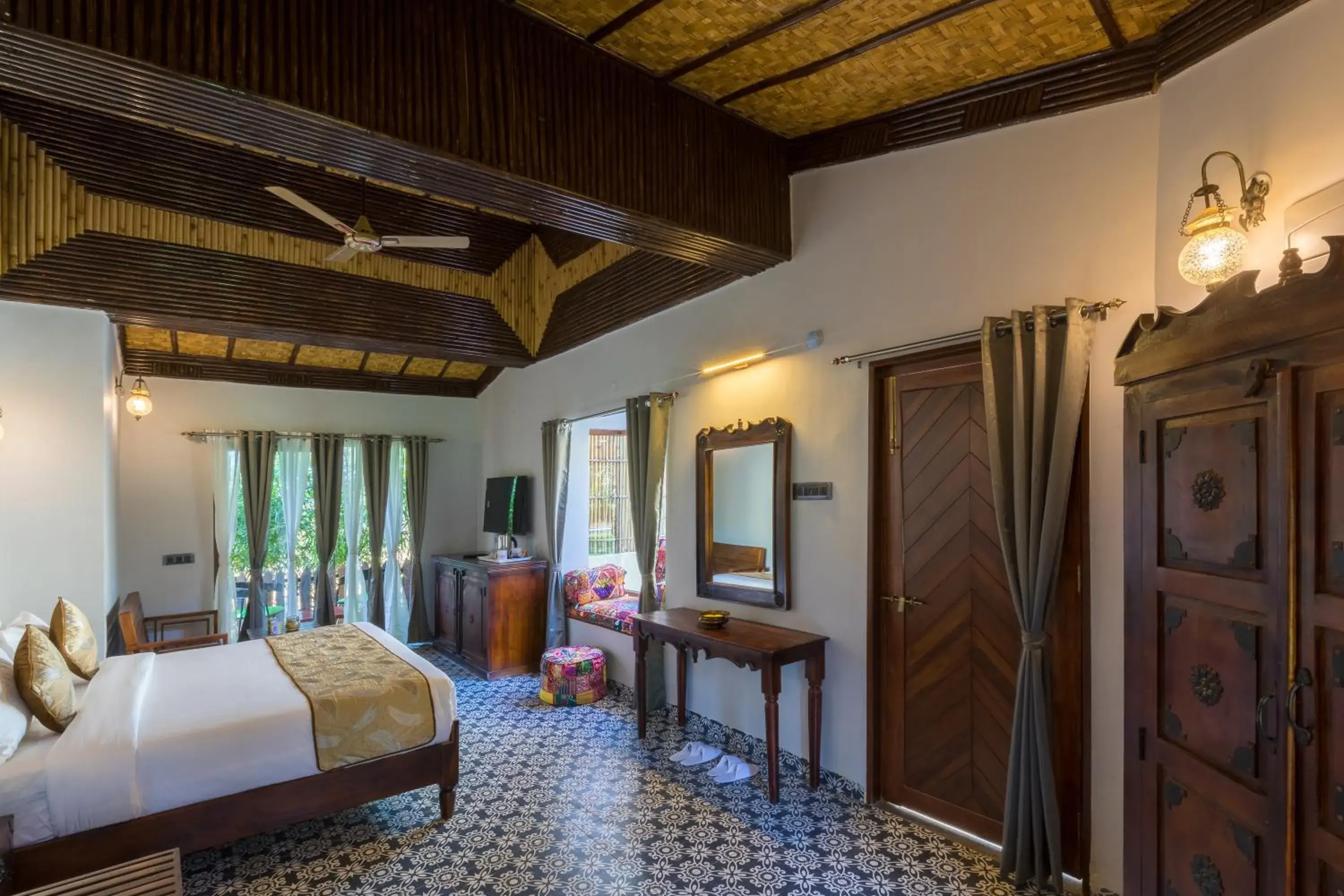 Photo of the whole room, Bed in Sterling Padam Pench Photo of the whole room, Bed in Sterling Padam Pench