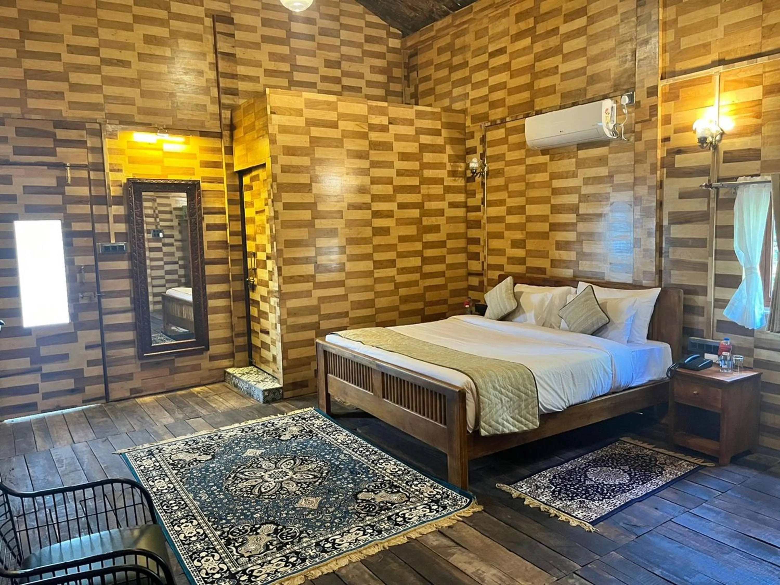 Bedroom, Bed in Sterling Padam Pench