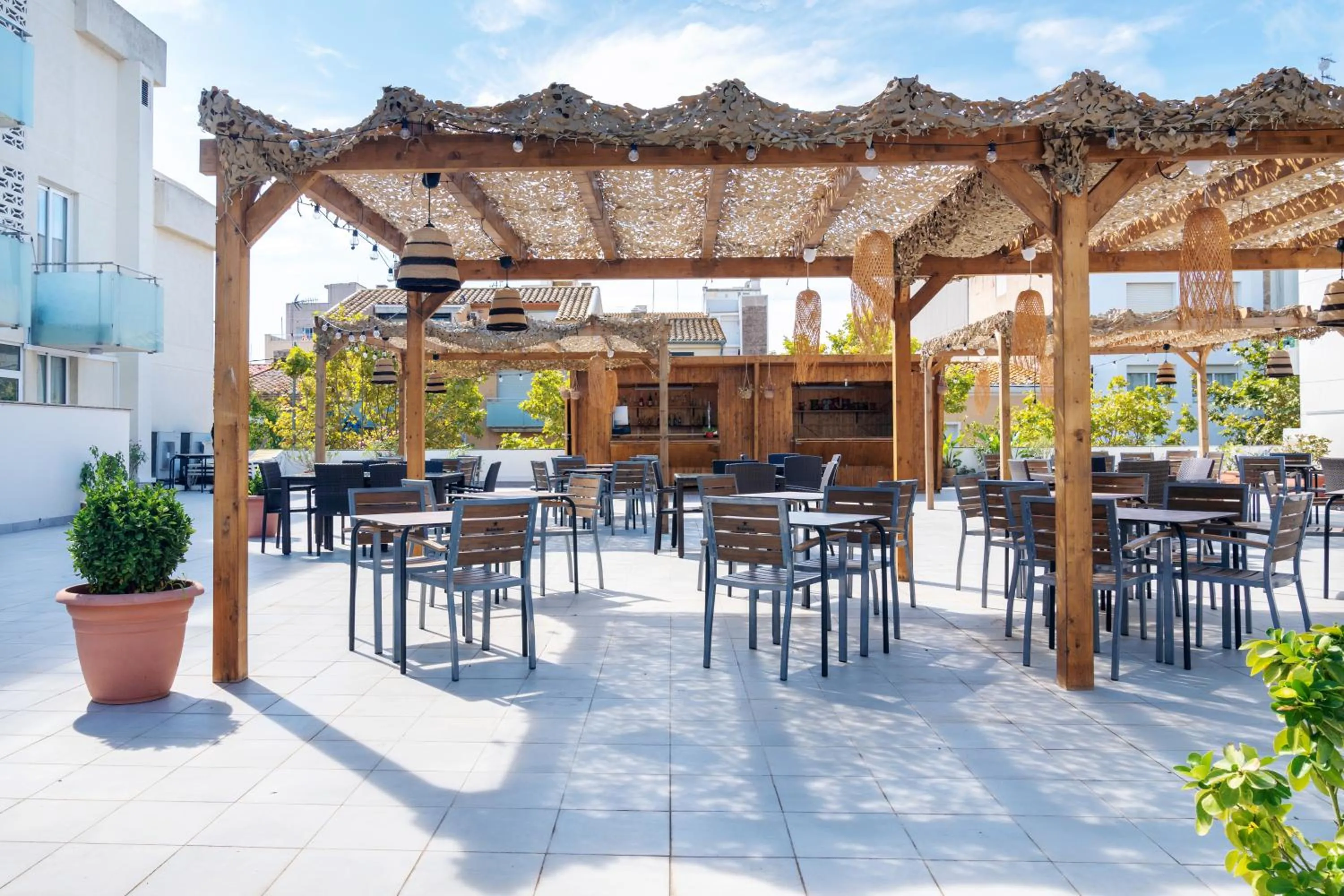 Property building in Aparthotel Ona Palamós