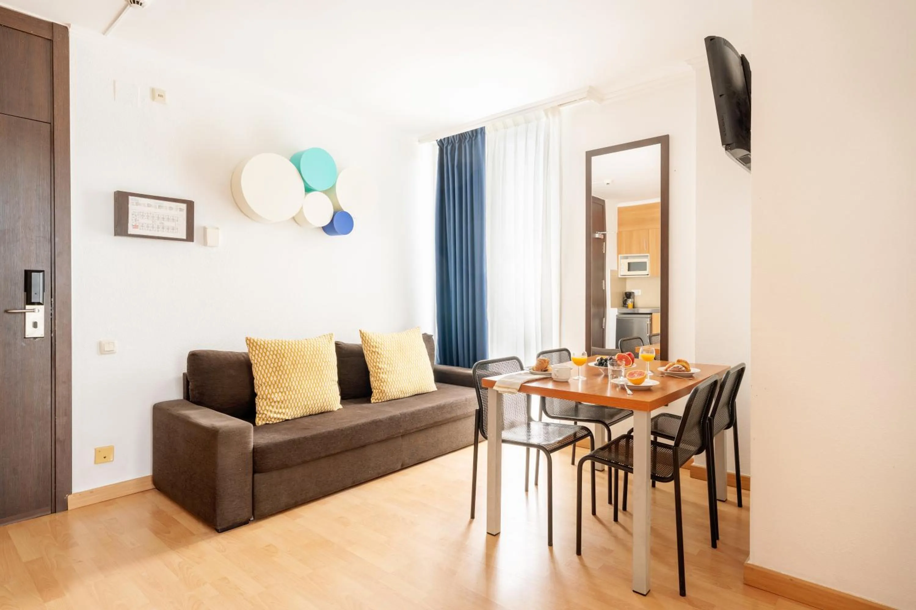 Living room in Aparthotel Ona Palamós