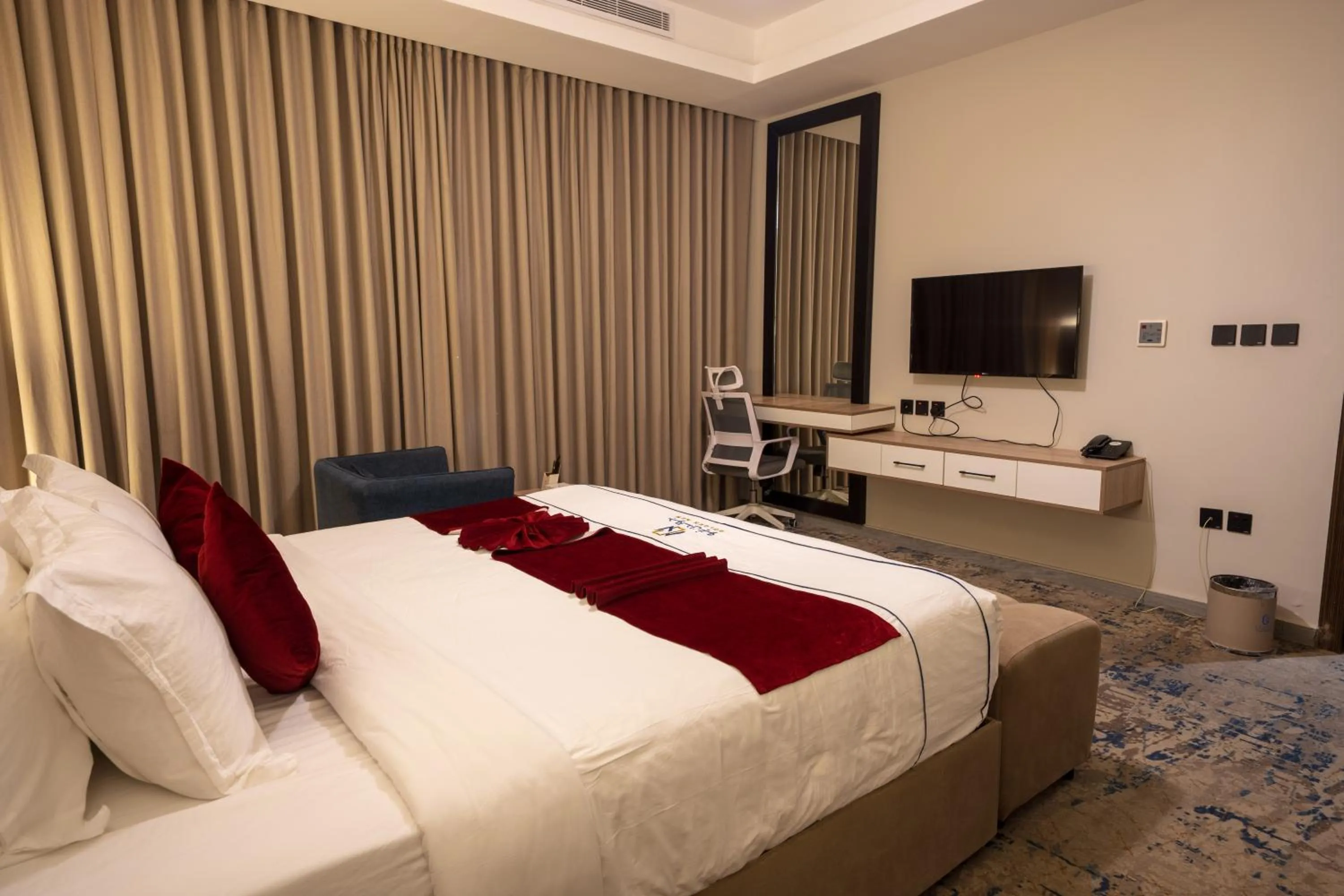 Bed in Golden New Quraish Hotel Jeddah Modern Golden Hospitality Company
