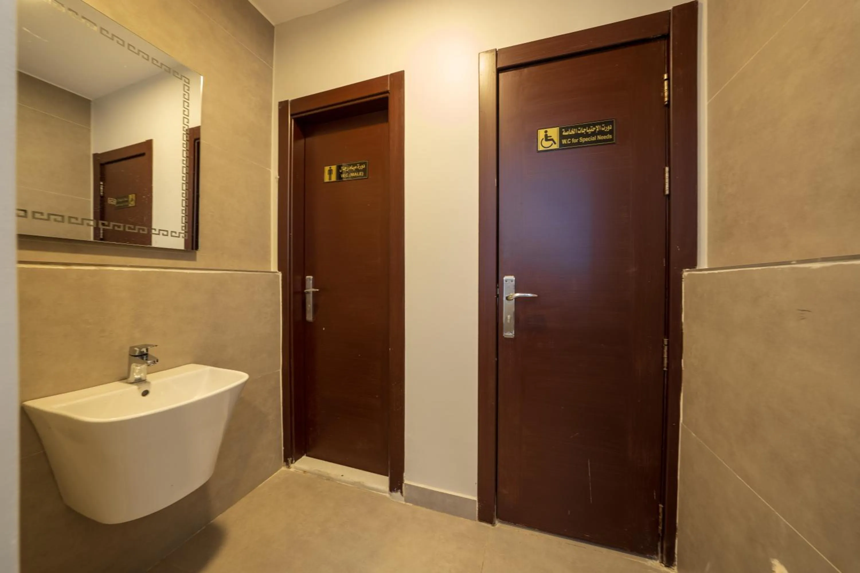Bathroom in Golden New Quraish Hotel Jeddah Modern Golden Hospitality Company