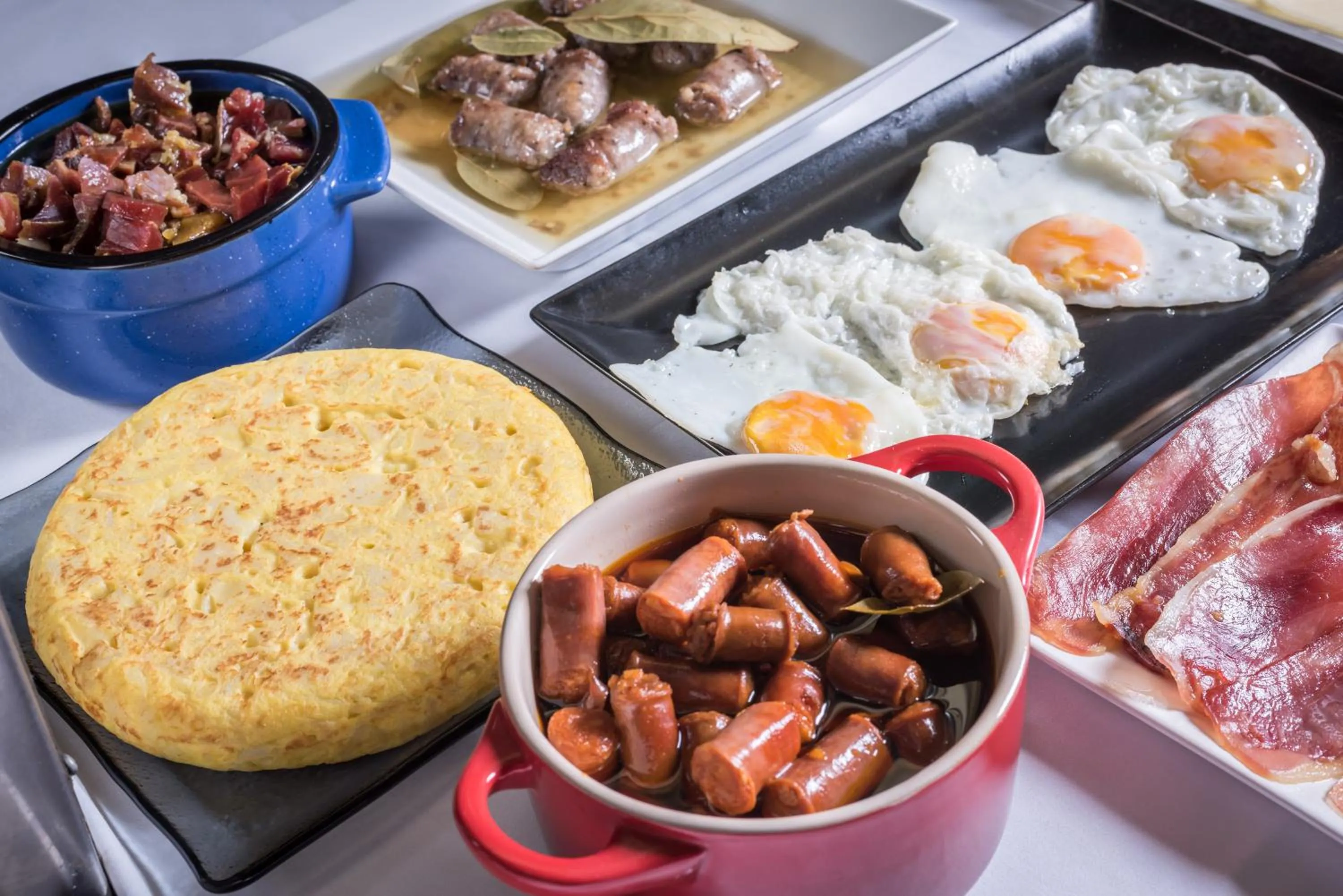 Breakfast in Hotel Sansi Park