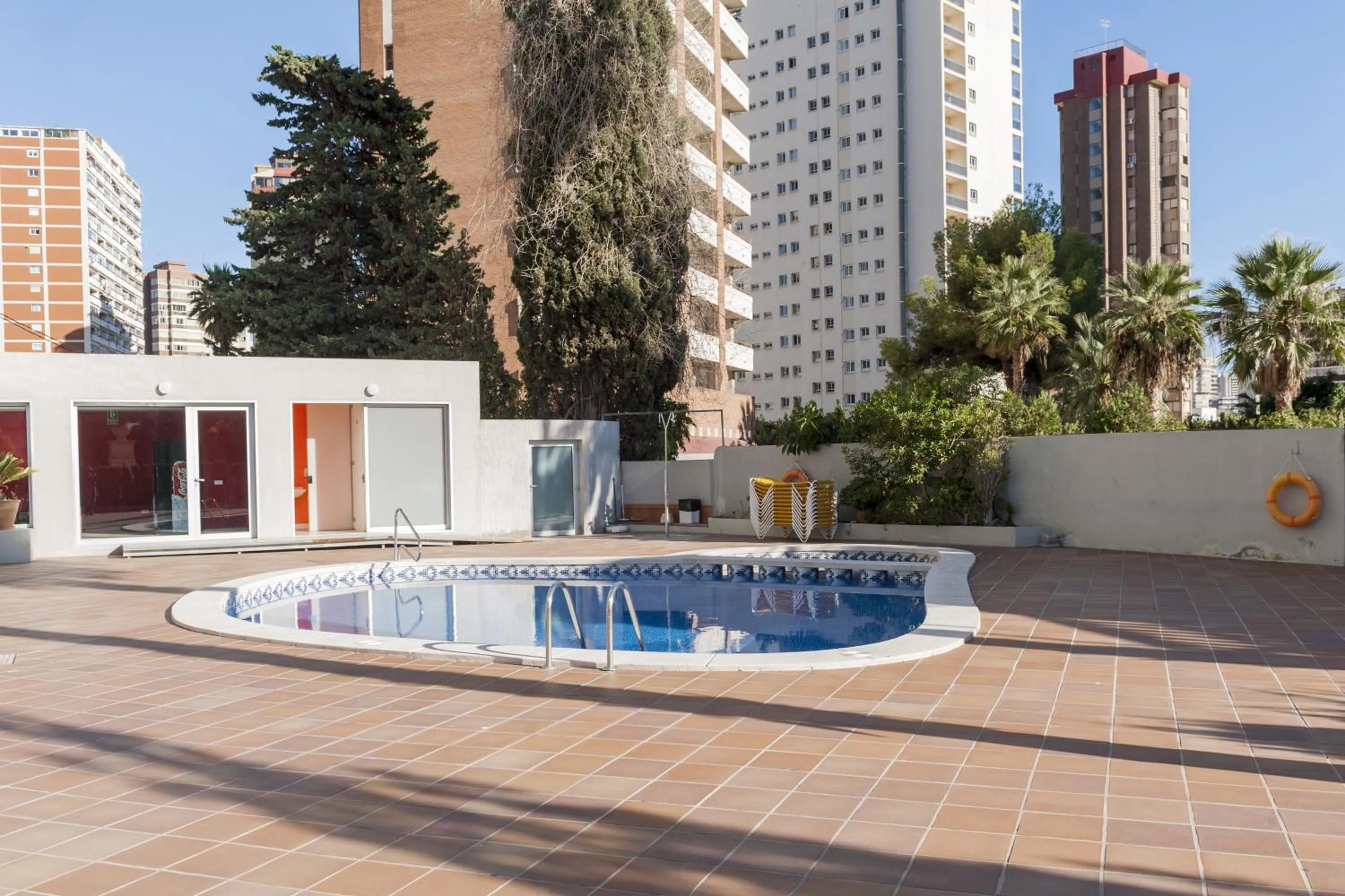 Swimming pool in Apartamentos Michel Angelo Benidorm