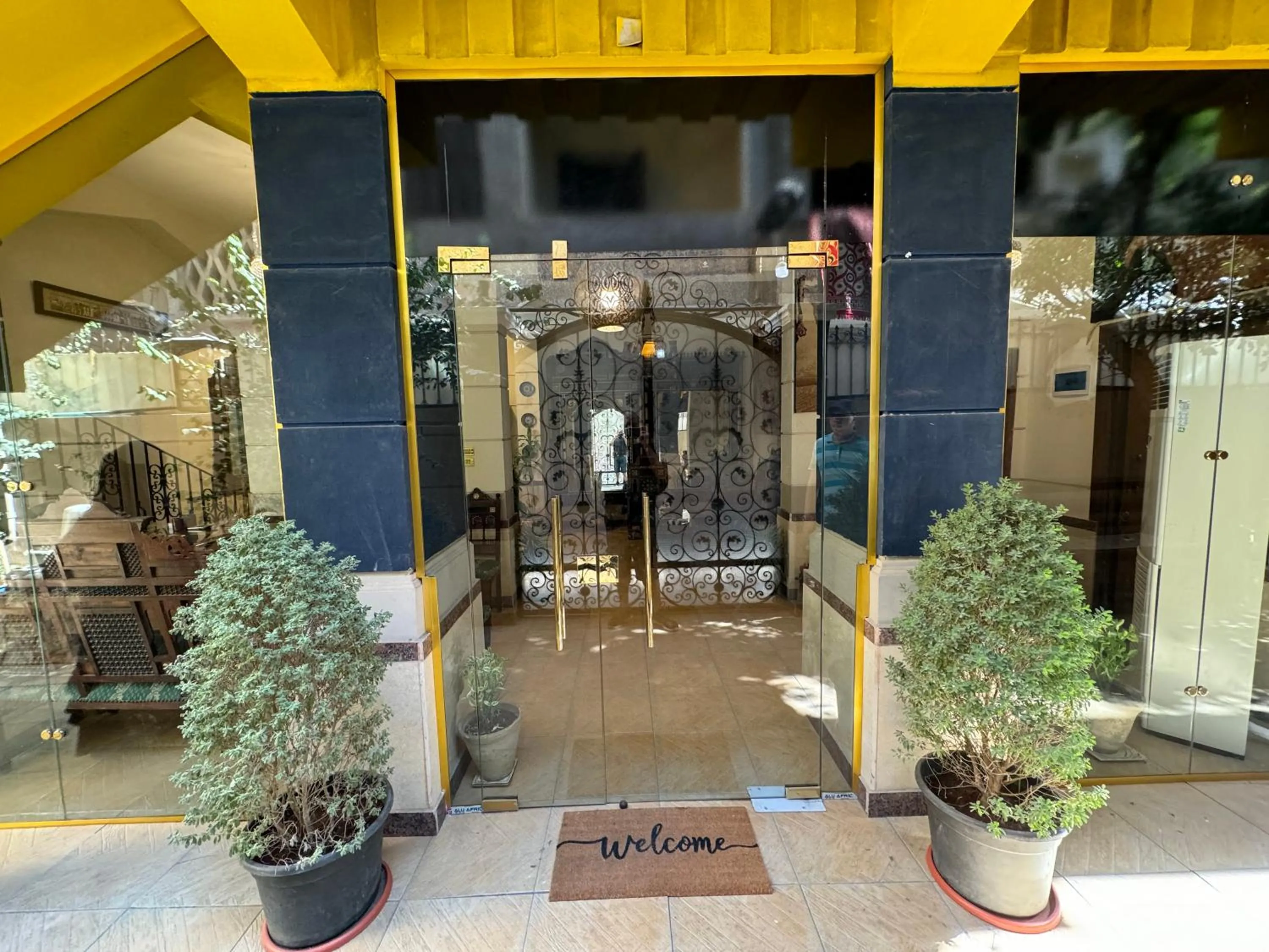 Facade/entrance in Osiris pyramids view inn