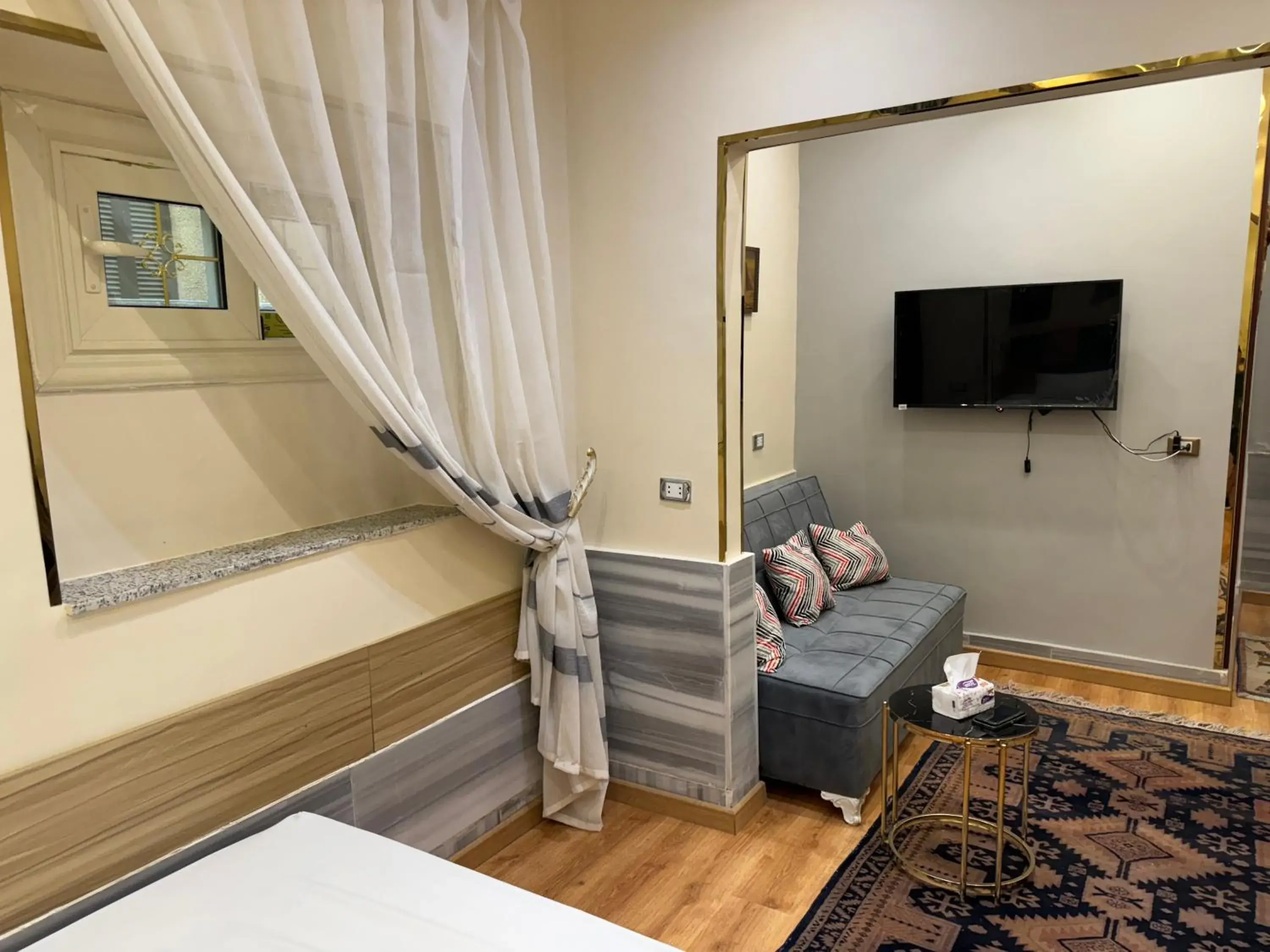 Deluxe Double or Twin Room in Osiris pyramids view inn Deluxe Double or Twin Room in Osiris pyramids view inn