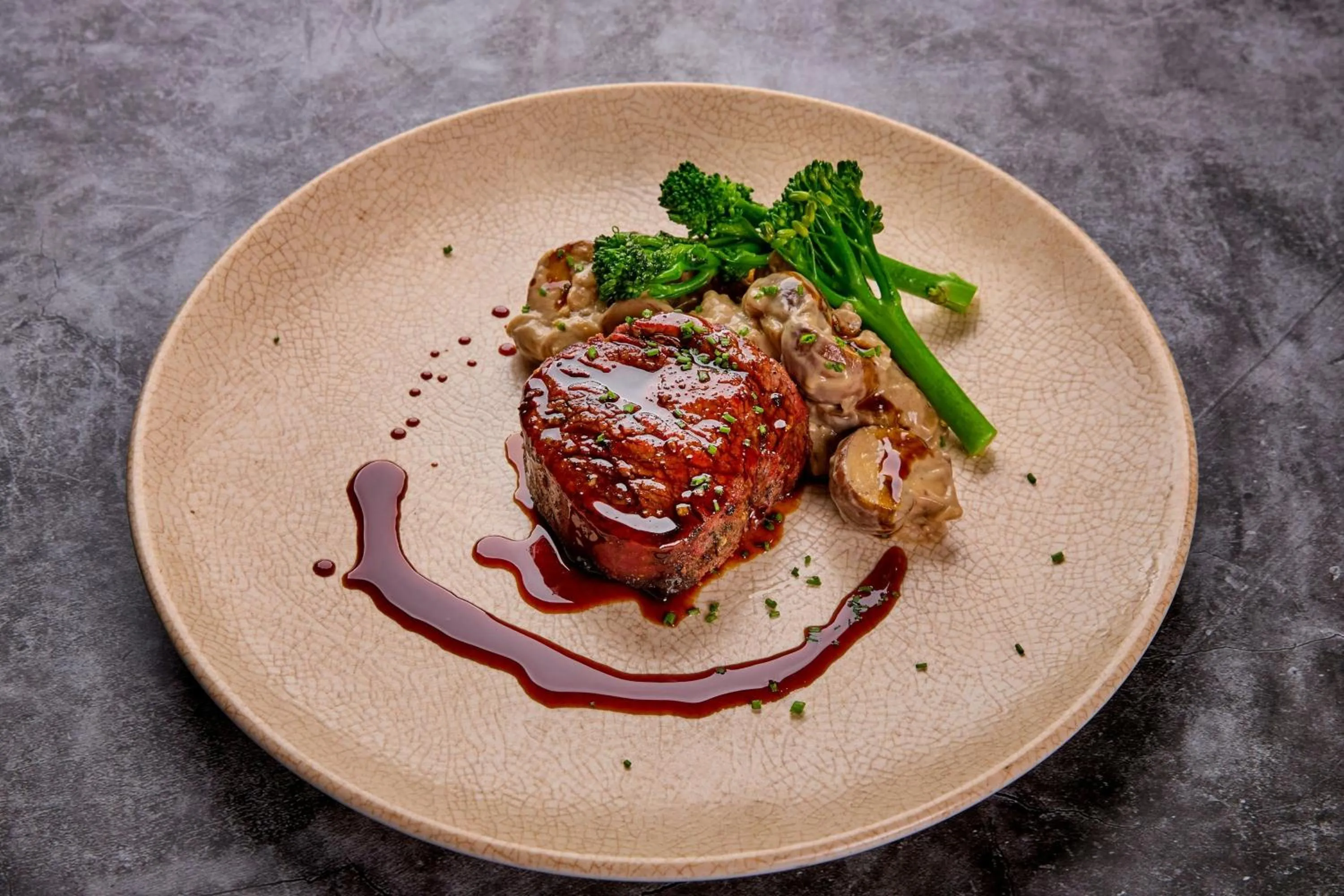 Restaurant/places to eat in Le Meridien Barcelona