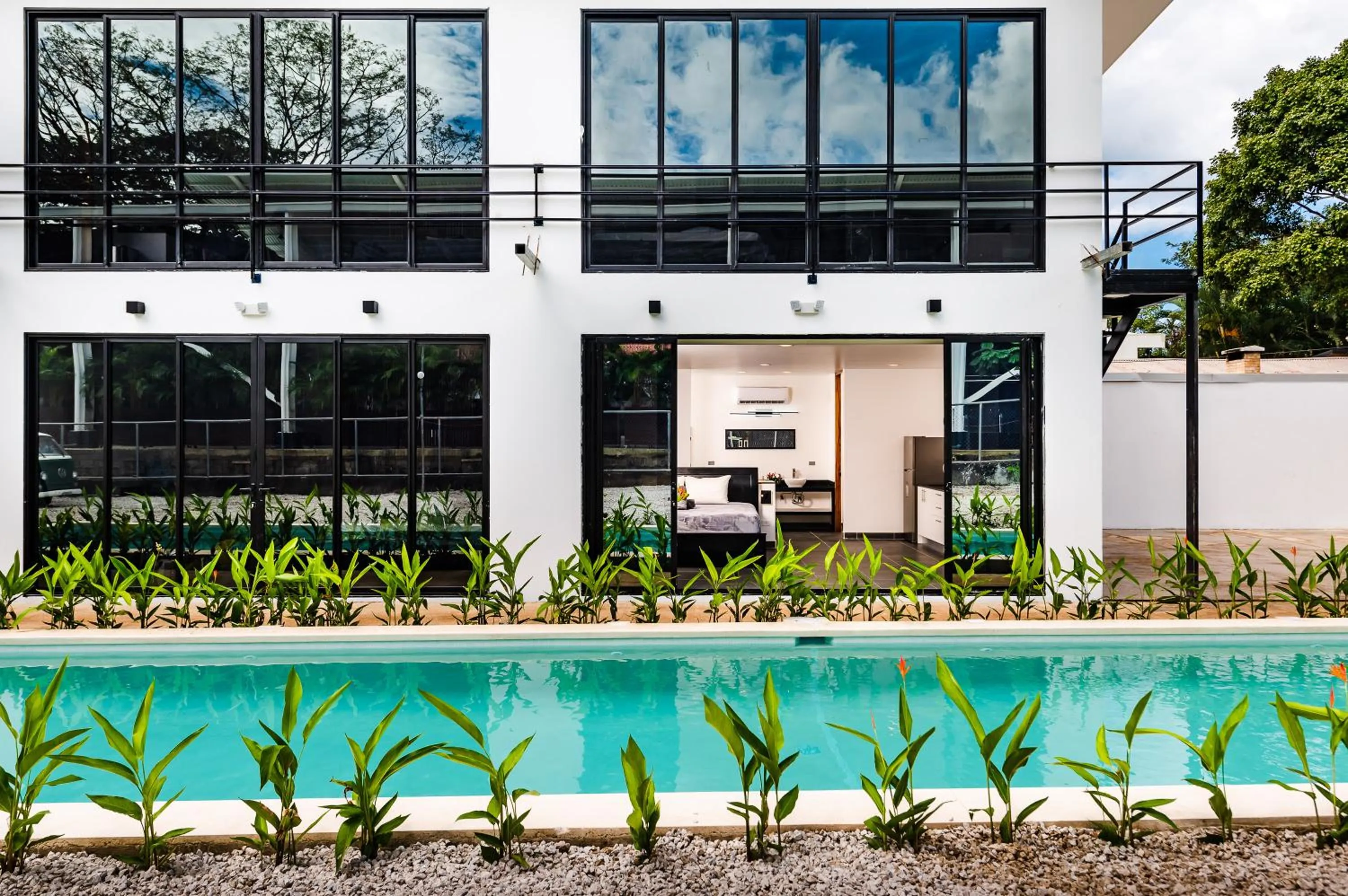 Garden view in House of Nomad - Adults only