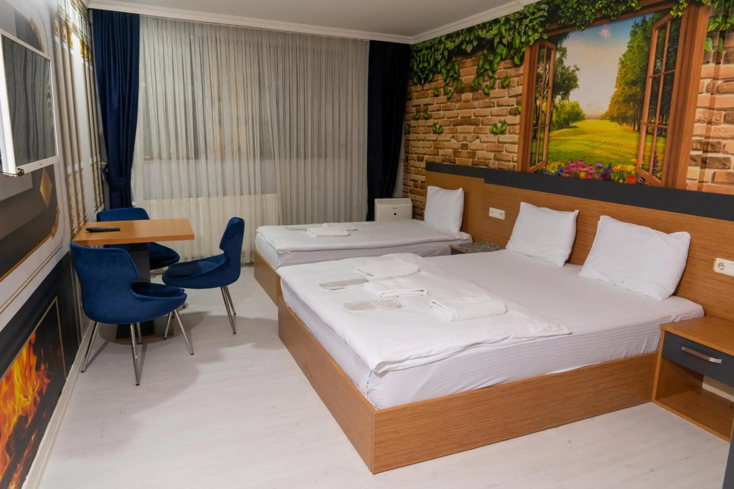 Standard Twin Room in Heraldic Room Hotel Standard Twin Room in Heraldic Room Hotel