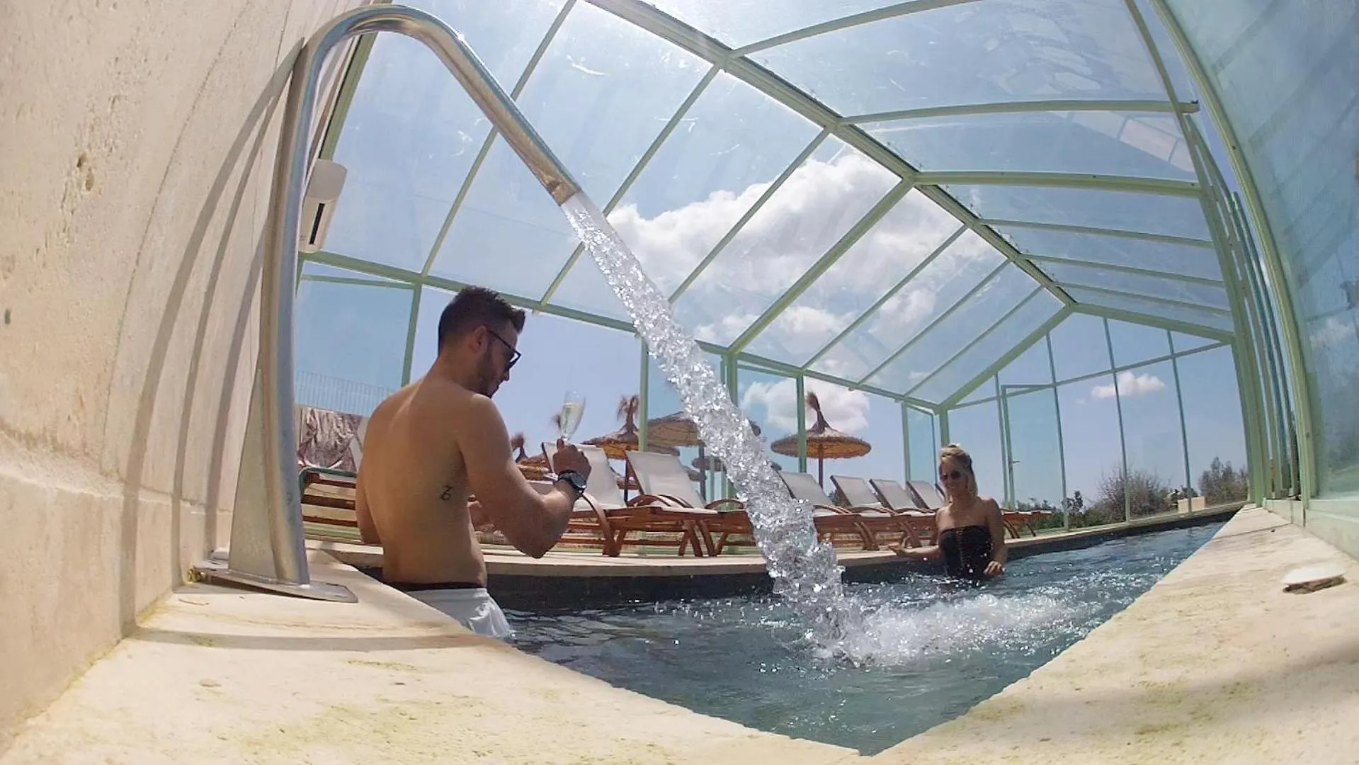 Hot Spring Bath in Finca Hotel Rural Es Turó