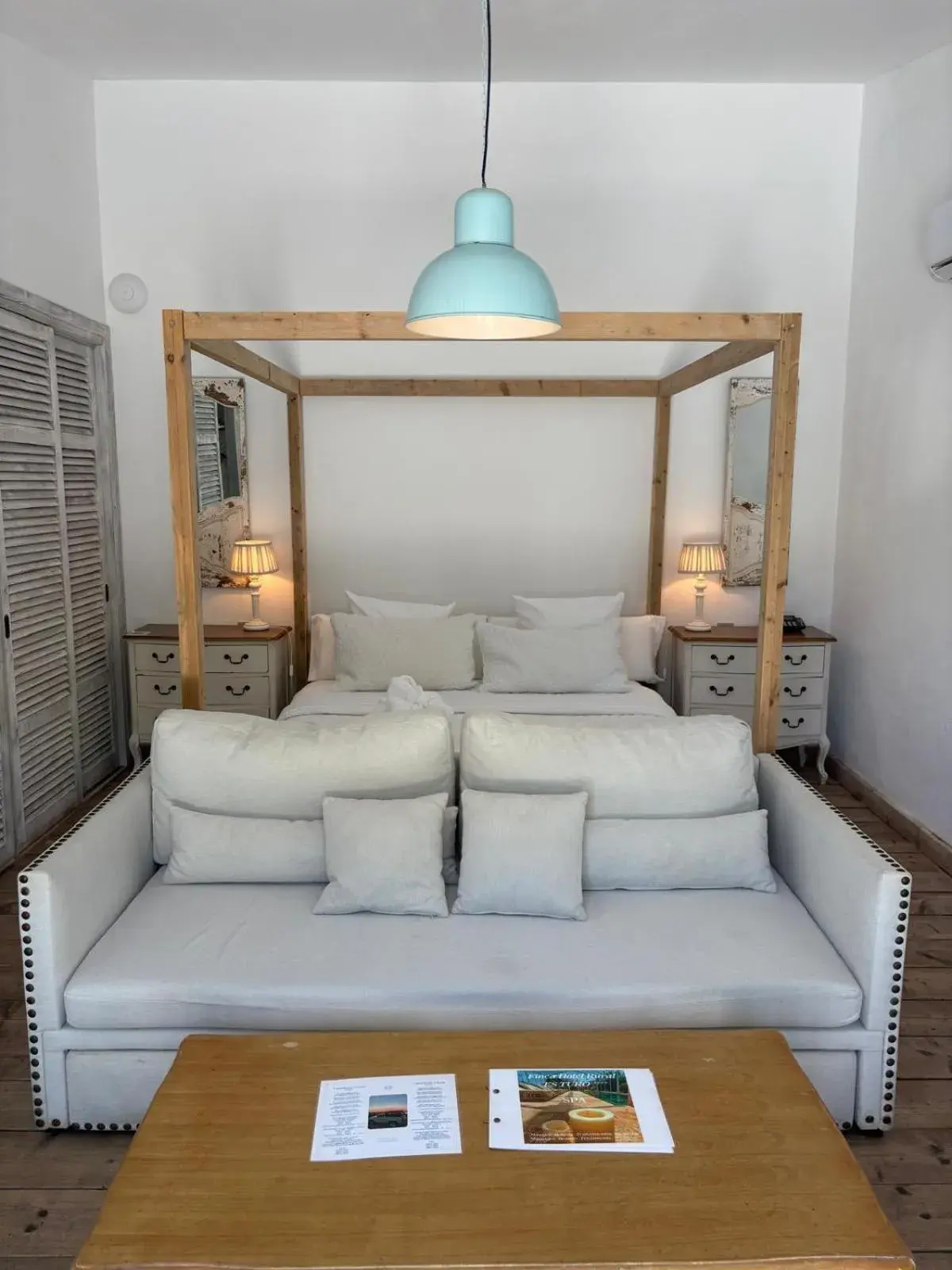 Double Room with Terrace and Spa Access in Finca Hotel Rural Es Turó Spa Double Room with Terrace and Spa Access in Finca Hotel Rural Es Turó Spa