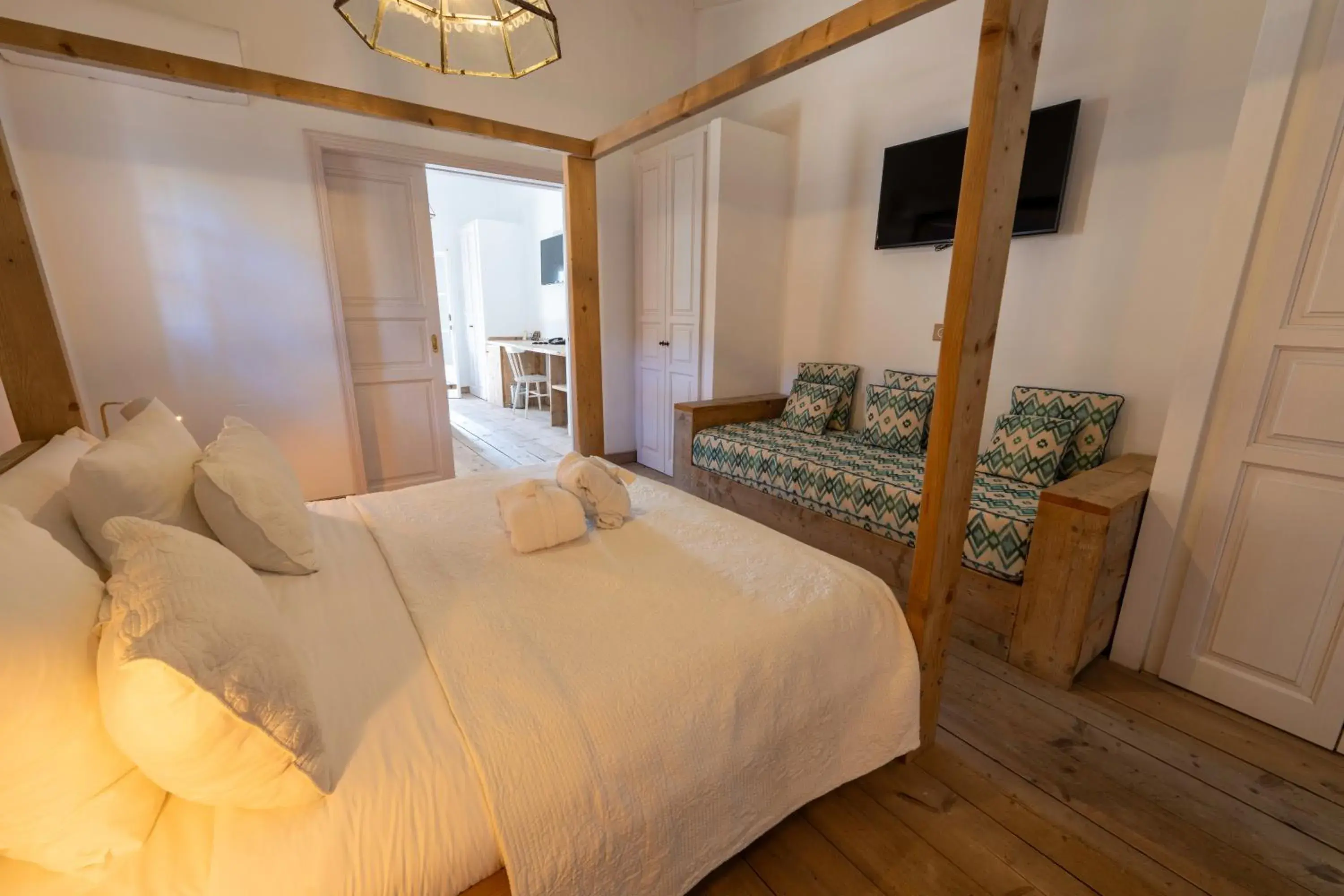 Deluxe King Suite with Spa access in Finca Hotel Rural Es Turó Deluxe King Suite with Spa access in Finca Hotel Rural Es Turó