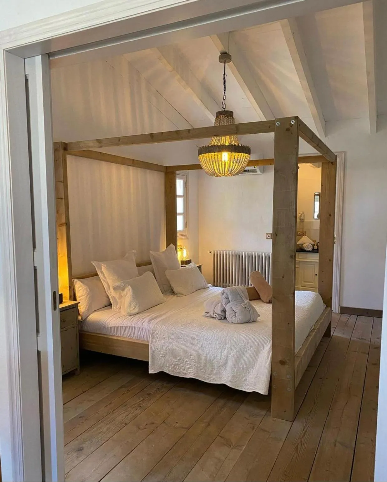 Decorative detail, Bed in Finca Hotel Rural Es Turó