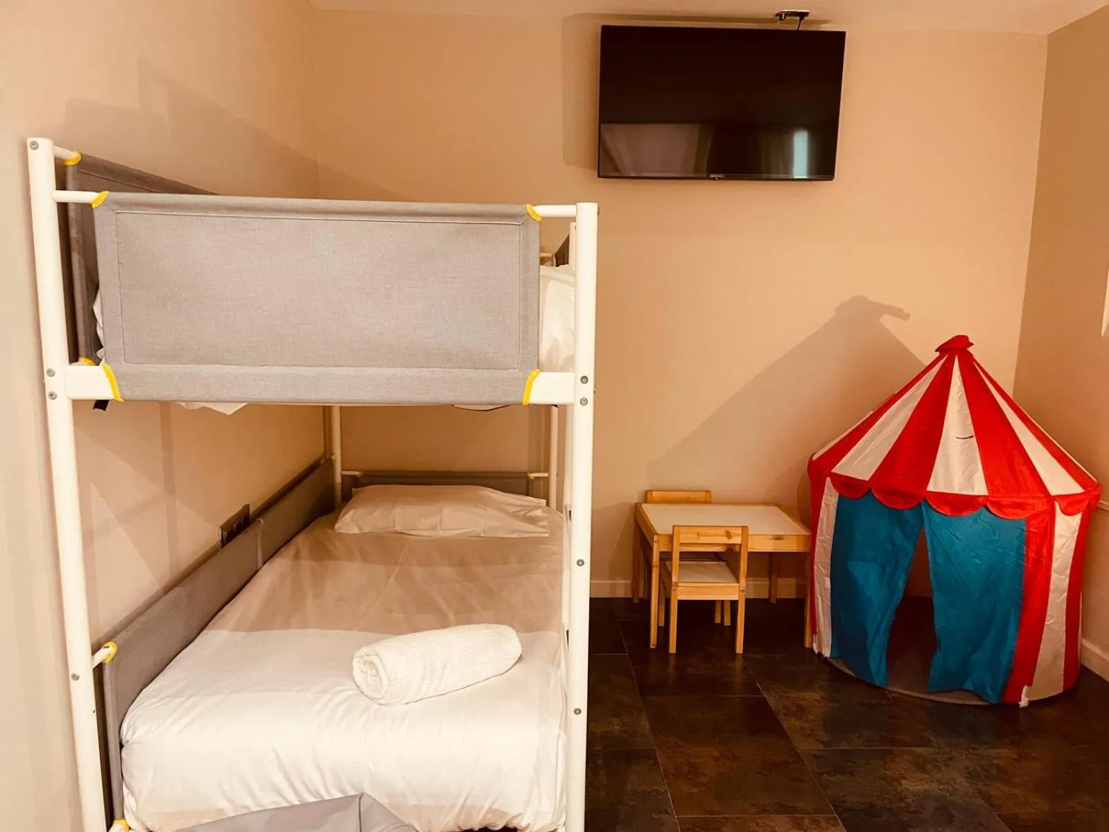 Bed in Nastasi Hotel & Spa