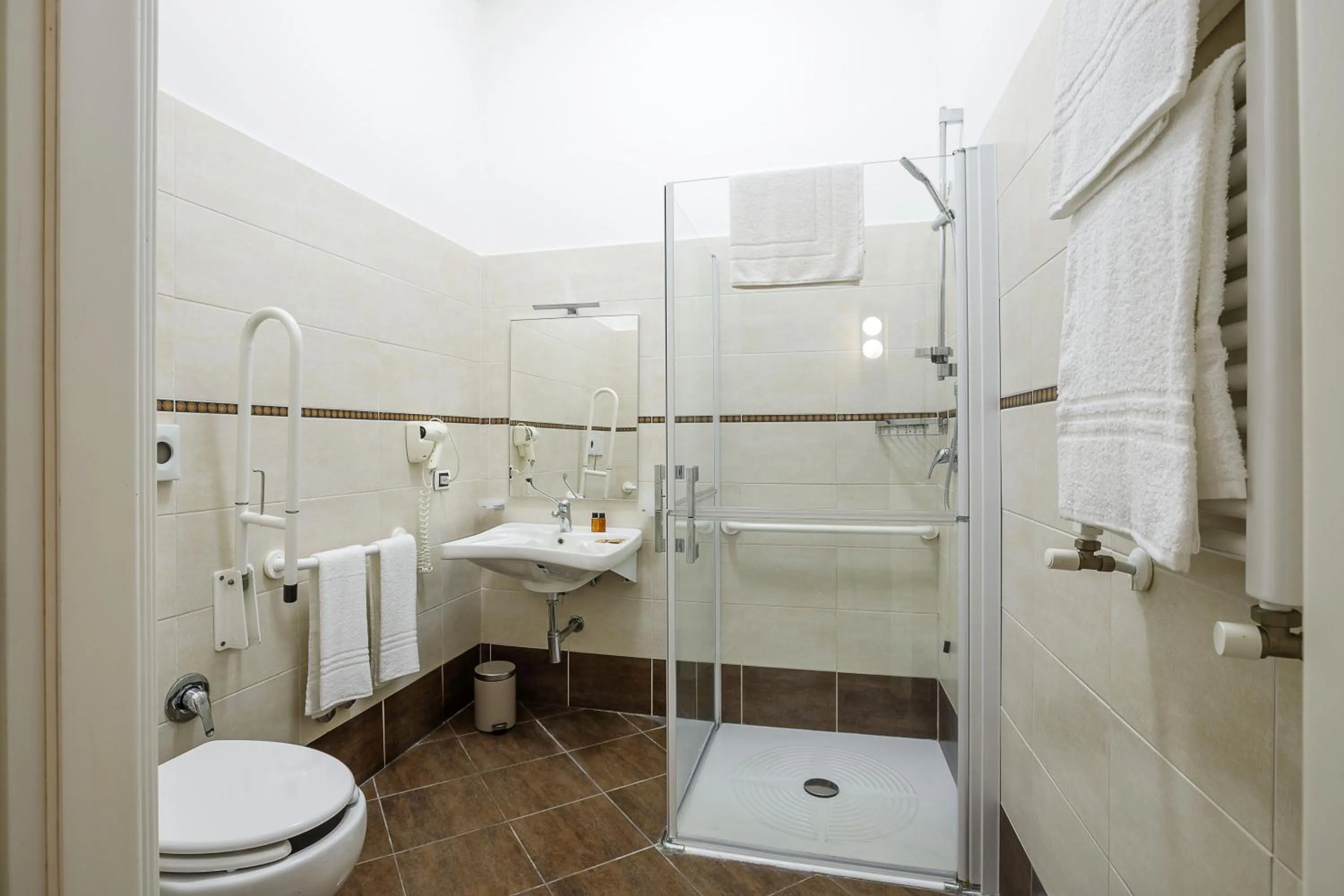 Bathroom in Riva di Palo Beach Hotel