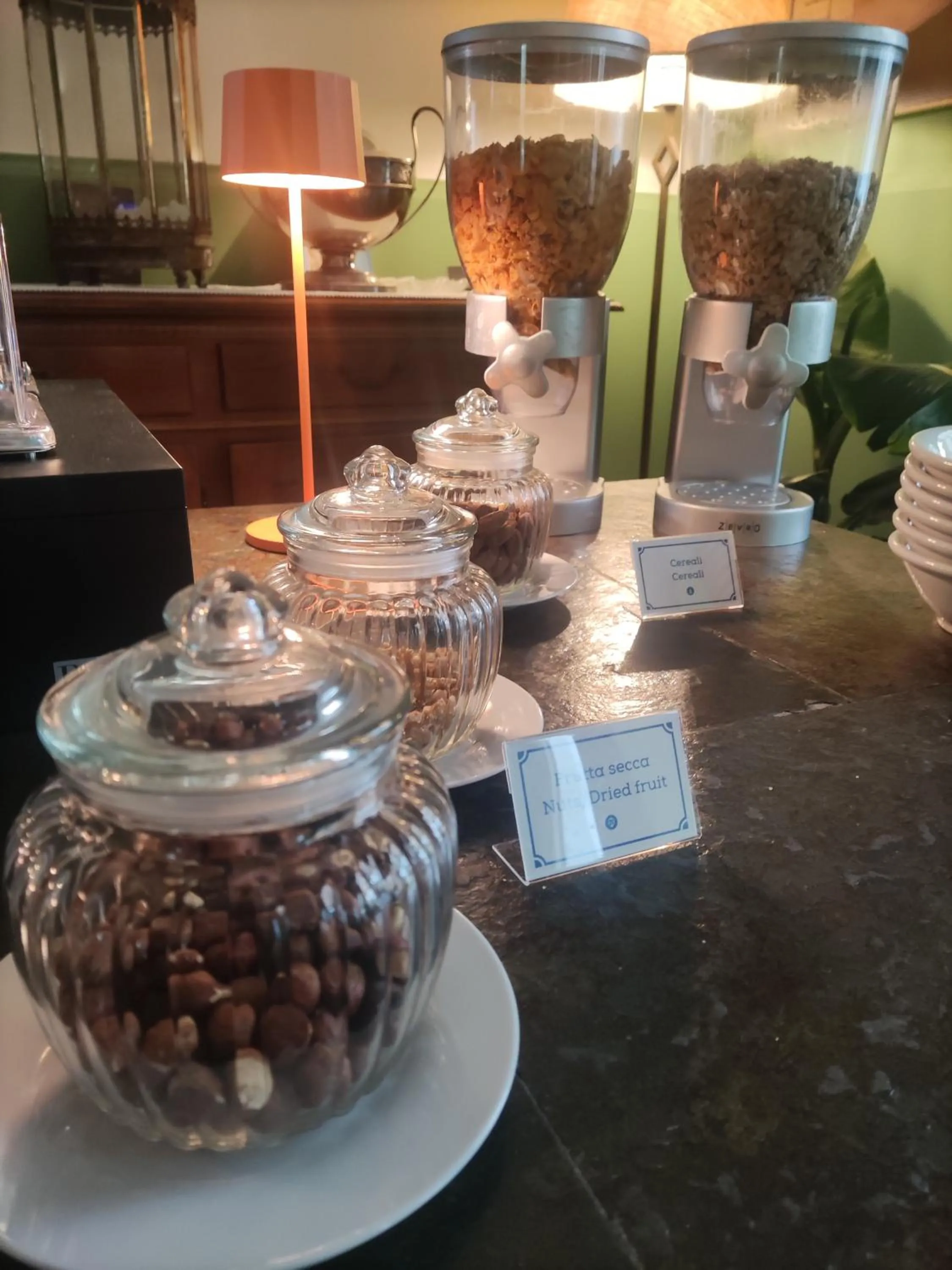 Breakfast in Riva di Palo Beach Hotel