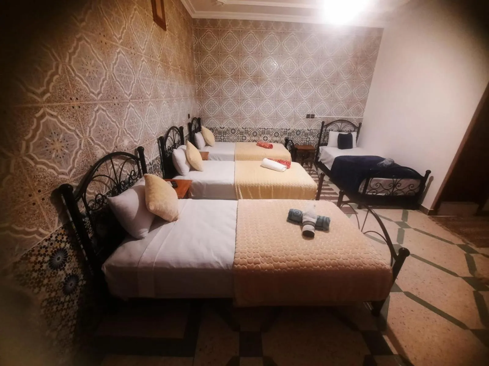 Bed in Riad Perlamazigh