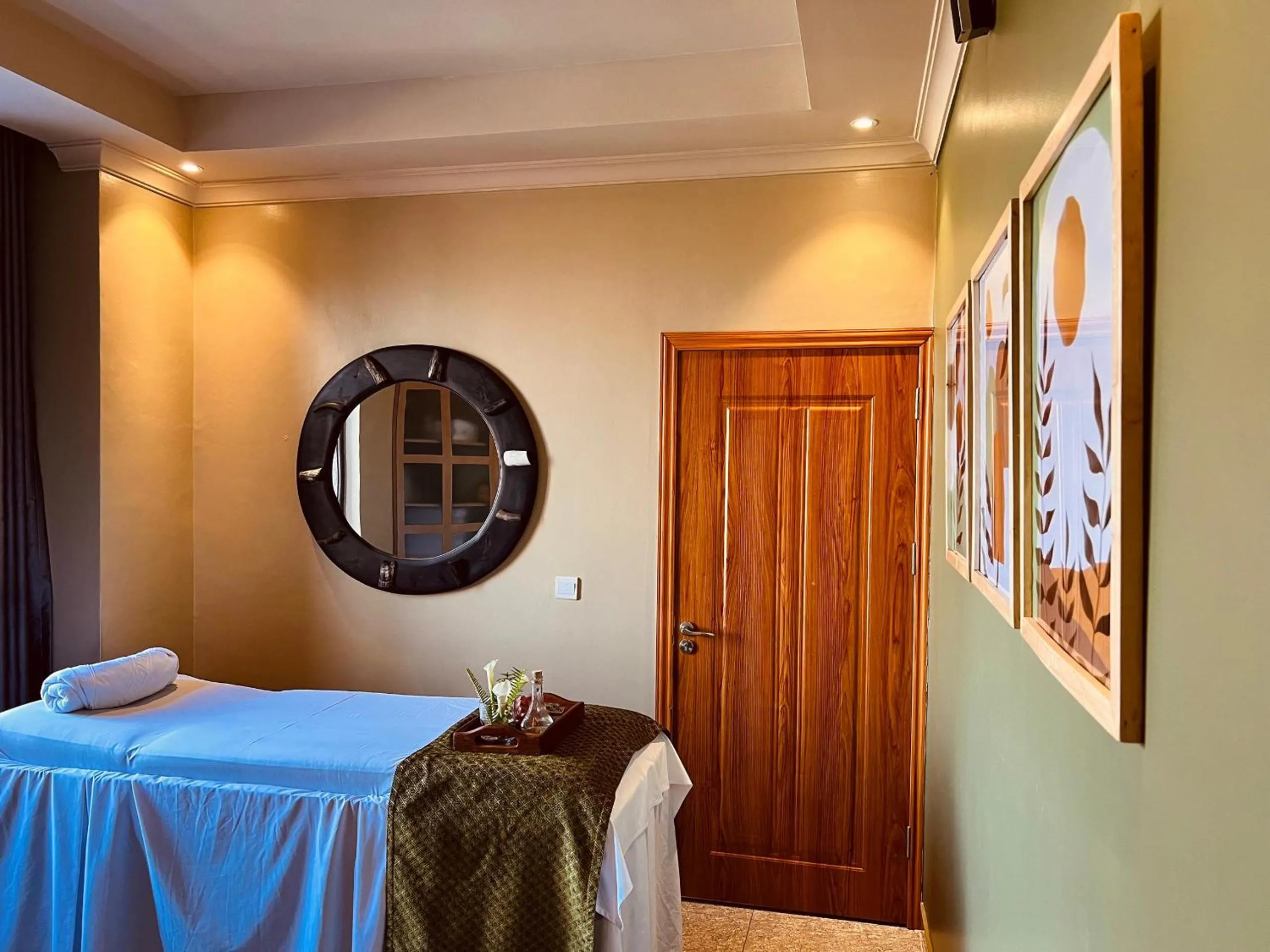 Spa and wellness centre/facilities, Bed in Urban Park Suites Hotel