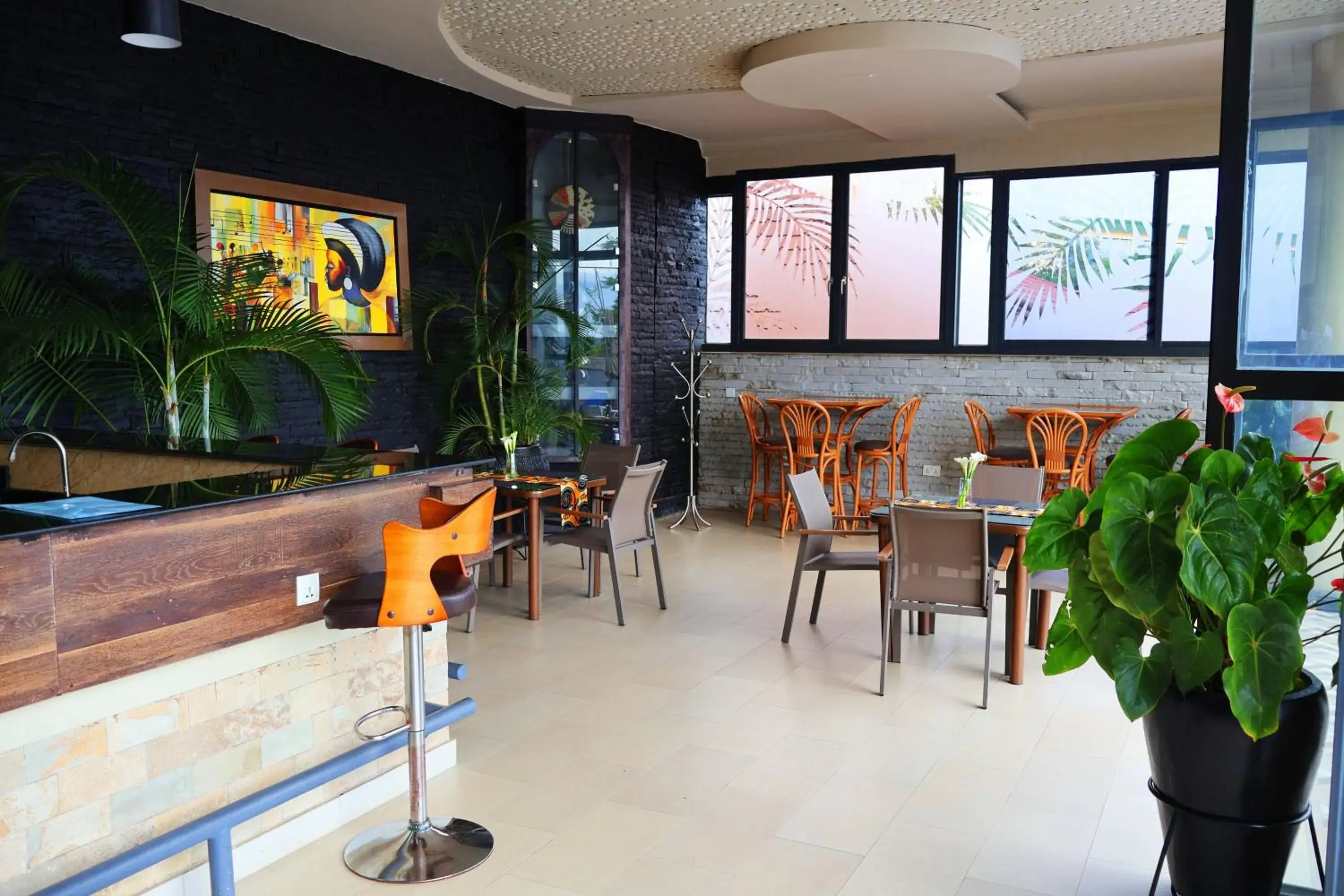 Swimming pool in Urban Park Suites Hotel Swimming pool in Urban Park Suites Hotel