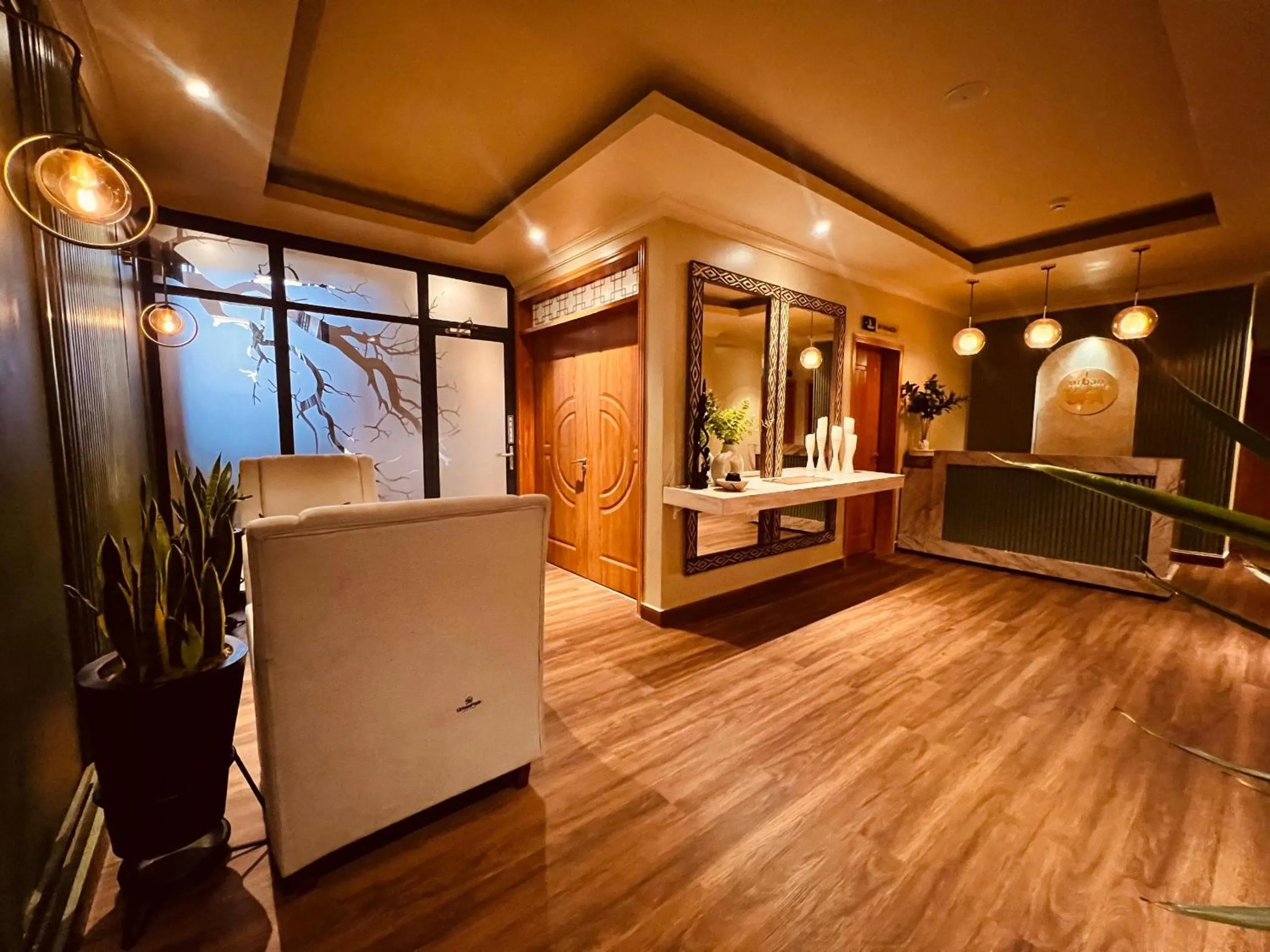 Spa and wellness centre/facilities in Urban Park Suites Hotel